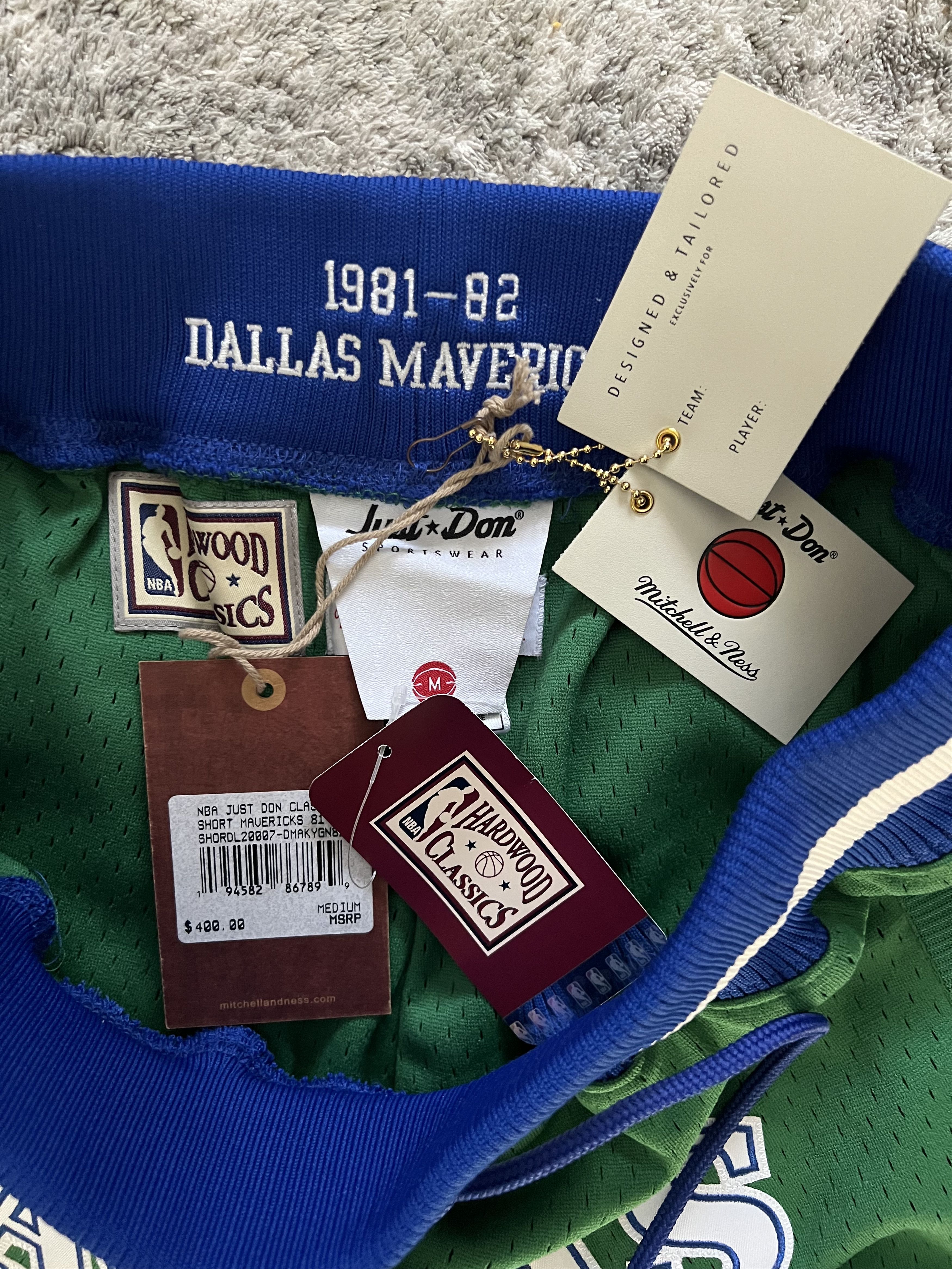 Just Don × Mitchell & Ness Dallas Mavericks 1981-82 NBA Just Don Mitchell & Ness Shorts Size US 32 / EU 48 - 13 Thumbnail