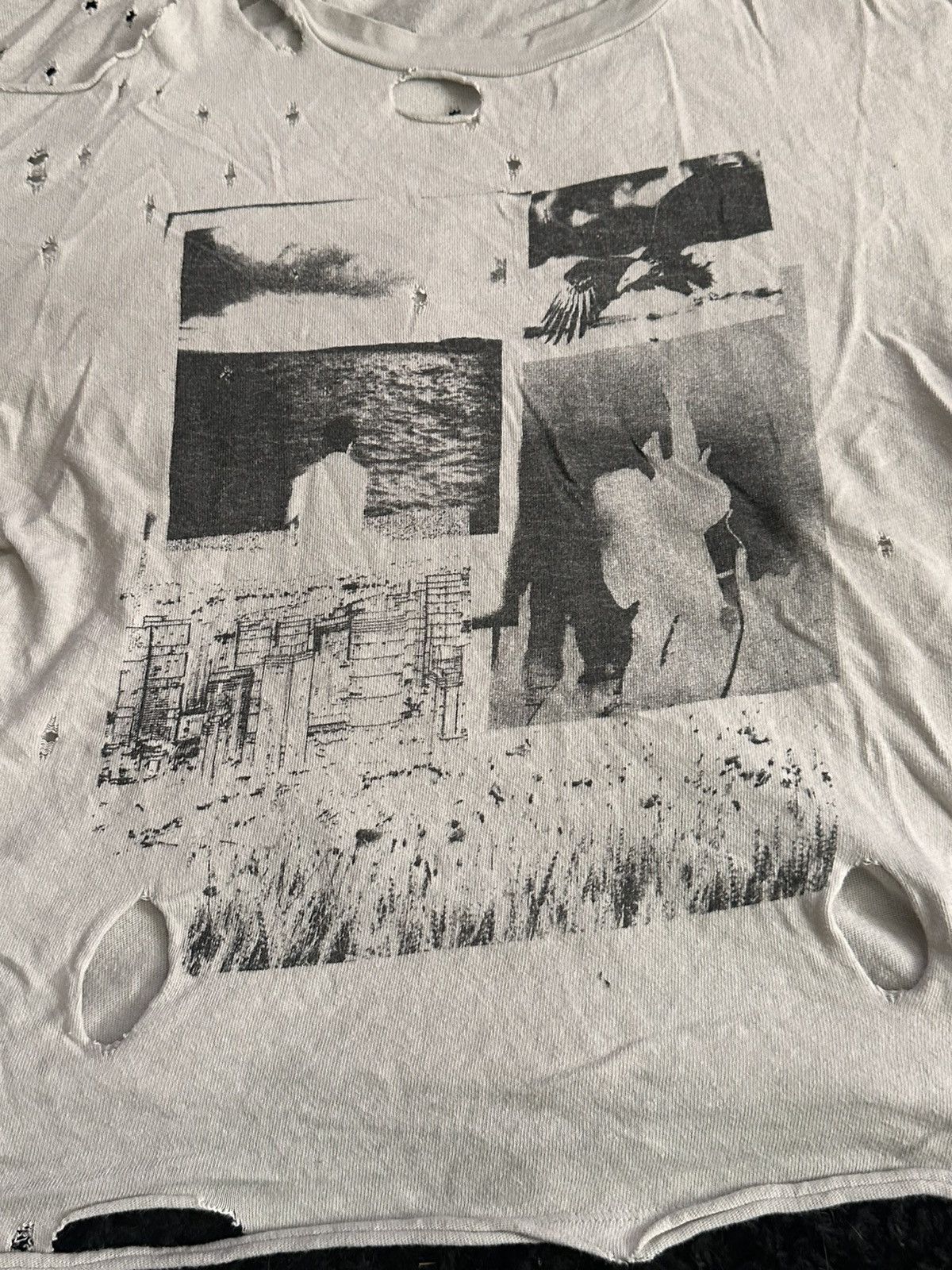 Lad Musician Lad Musician style Urban Outfitters distressed tee Size US S / EU 44-46 / 1 - 2 Thumbnail