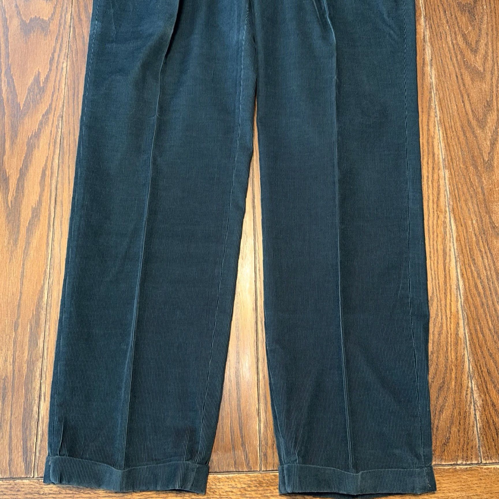 Vintage Ben Silver Charleston Pants Men’s 38x33 Green Corduroy USA Made Pleated Cuffed Size US 38 / EU 54 - 2 Thumbnail