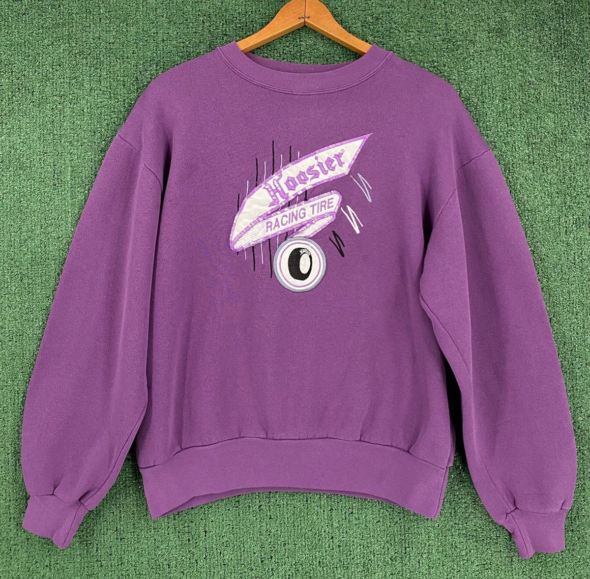 Vintage 90’s Midwest Embroidery Hoosier Racing Tire Sweatshirt Large Size L / US 10 / IT 46 - 1 Thumbnail