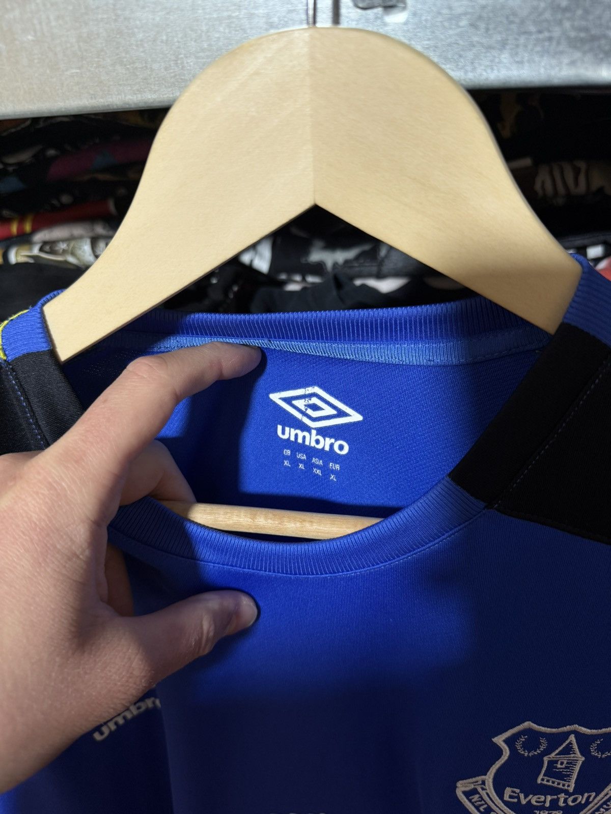 Umbro UMBRO EVERTON 2015 2016 TRAINING SOCCER FOOTBALL JERSEY Size US XL / EU 56 / 4 - 4 Thumbnail