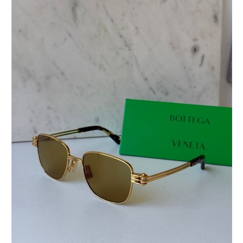 Bottega Veneta BV1380S 002 Sunglasses Gold Square Frame, Yellow Lenses Shop Bottega Veneta BV1380S 002 on Sale at BeyondStyle – Get  main image 3