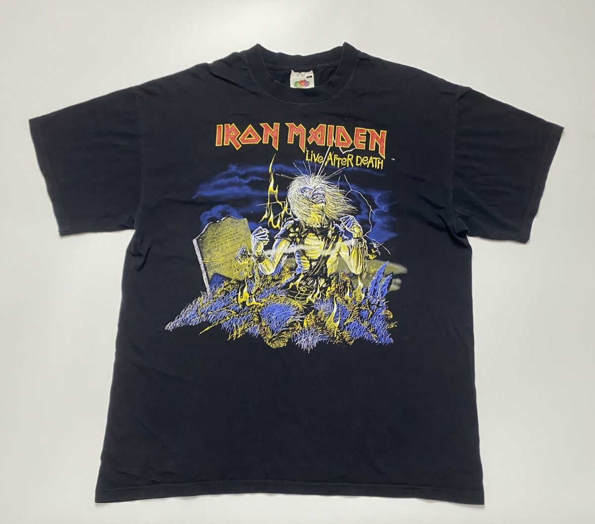 Iron Maiden Rare Vintage Iron Maiden Live After Death original Album tee Size US L / EU 52-54 / 3 - 2 Thumbnail