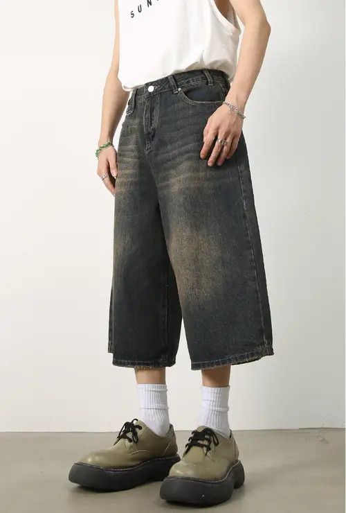 Other Blue washed vintage distressed straight denim shorts Size US 32 / EU 48 - 6 Thumbnail