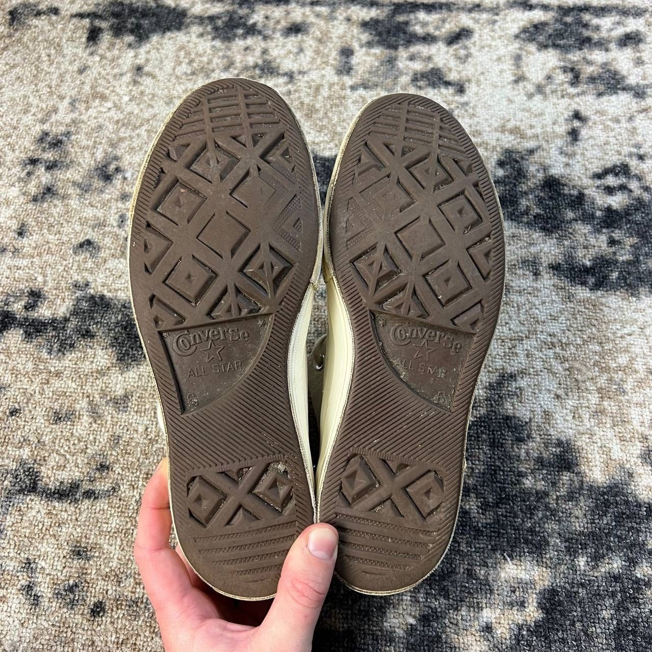 Comme des Garcons PLAY × Converse Converse x Comme Des Garcons PLAY Hi Top Sneakers Size US 8 / IT 38 - 7 Thumbnail