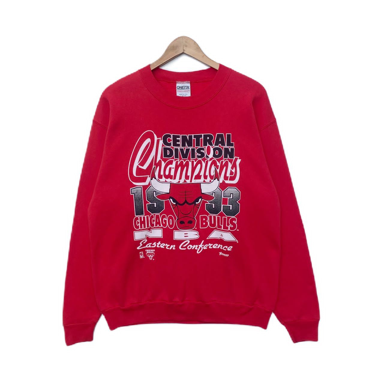 NBA × Vintage VTG 1993 CHICAGO BULLS SWEATSHIRT LARGE PULLOVER CHAMPIONS Size US L / EU 52-54 / 3 - 1 Thumbnail