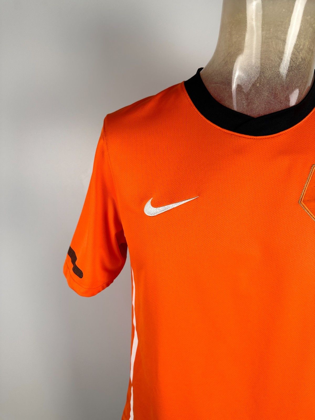 Nike Netherlands 2010 Home Football Shirt Soccer Jersey Nike M Size US M / EU 48-50 / 2 - 3 Thumbnail