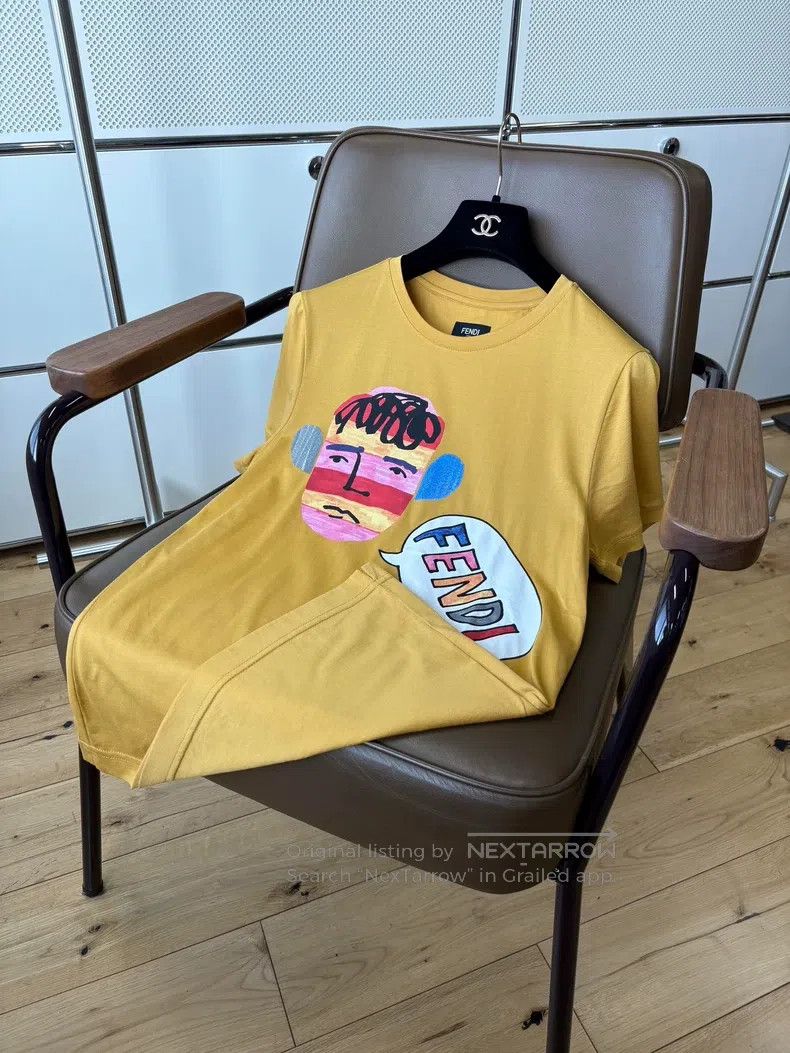 Fendi Fendi Sticker print short sleeves Size US S / EU 44-46 / 1 - 4 Thumbnail