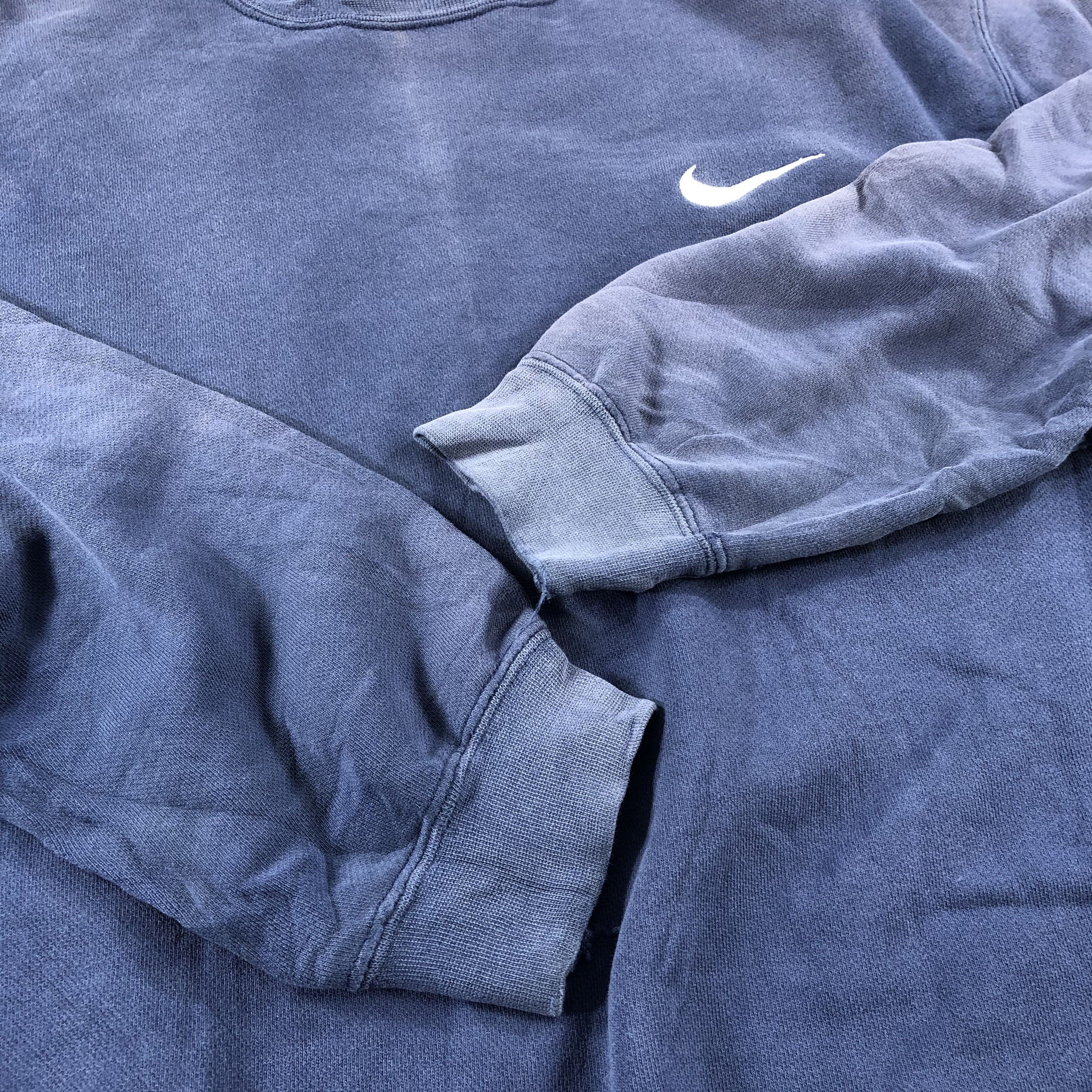Nike Vintage Nike Swoosh Crewneck Sun Faded Sweatshirt F130 Size US XL / EU 56 / 4 - 3 Thumbnail