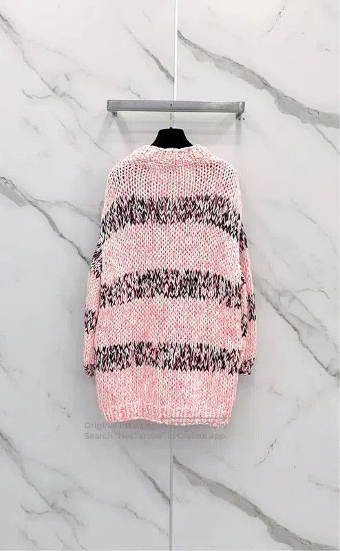 Chanel Chanel Pink Knit Women's Jacket . Size M / US 6-8 / IT 42-44 - 1 Thumbnail