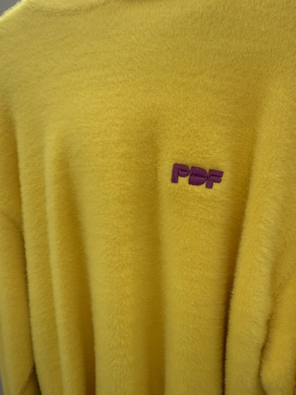 PDF PDF Yellow Hoodie Size US M / EU 48-50 / 2 - 7 Thumbnail