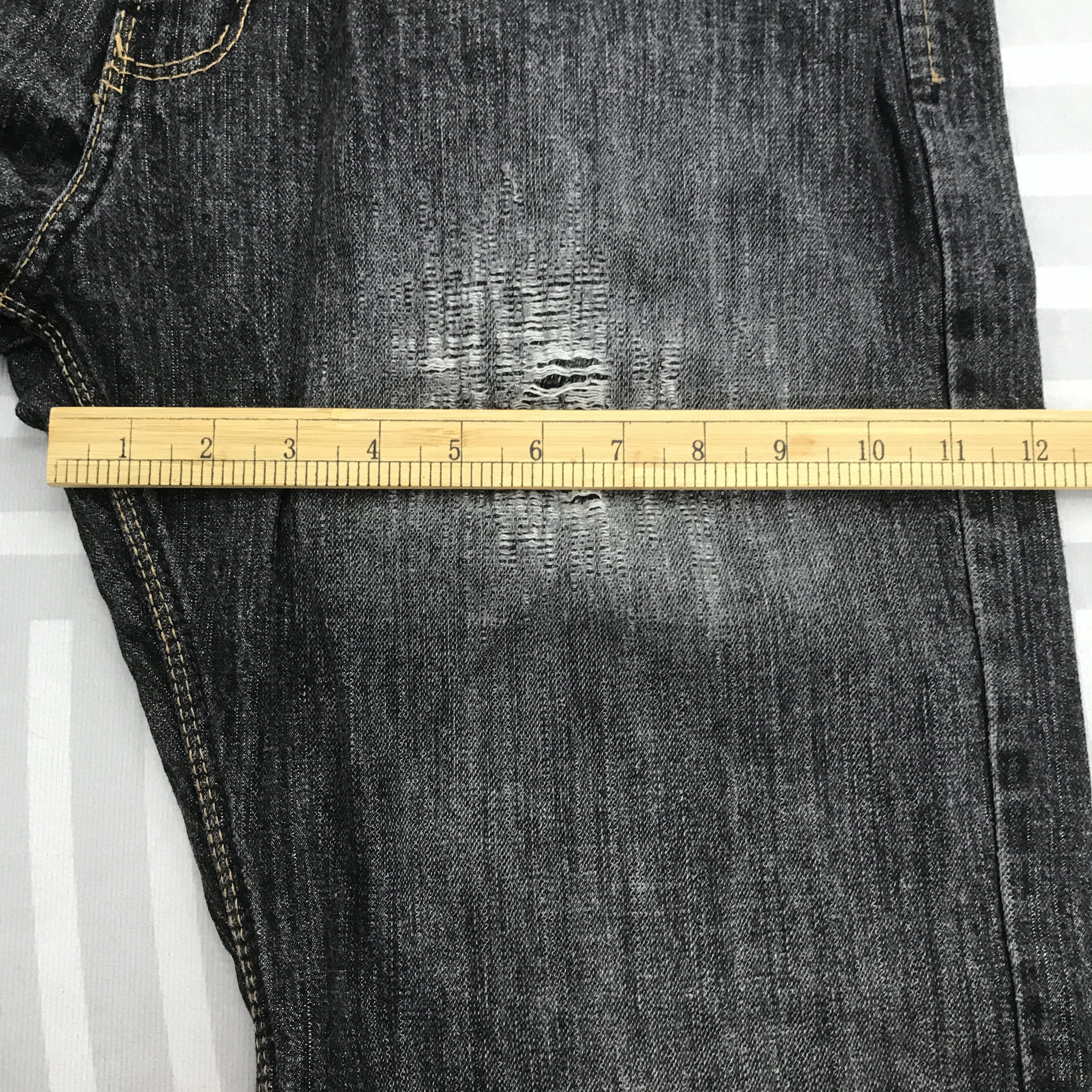 Japanese Brand × Vintage Japan Black denim Distressed style jeans Denim Size US 34 / EU 50 - 10 Thumbnail