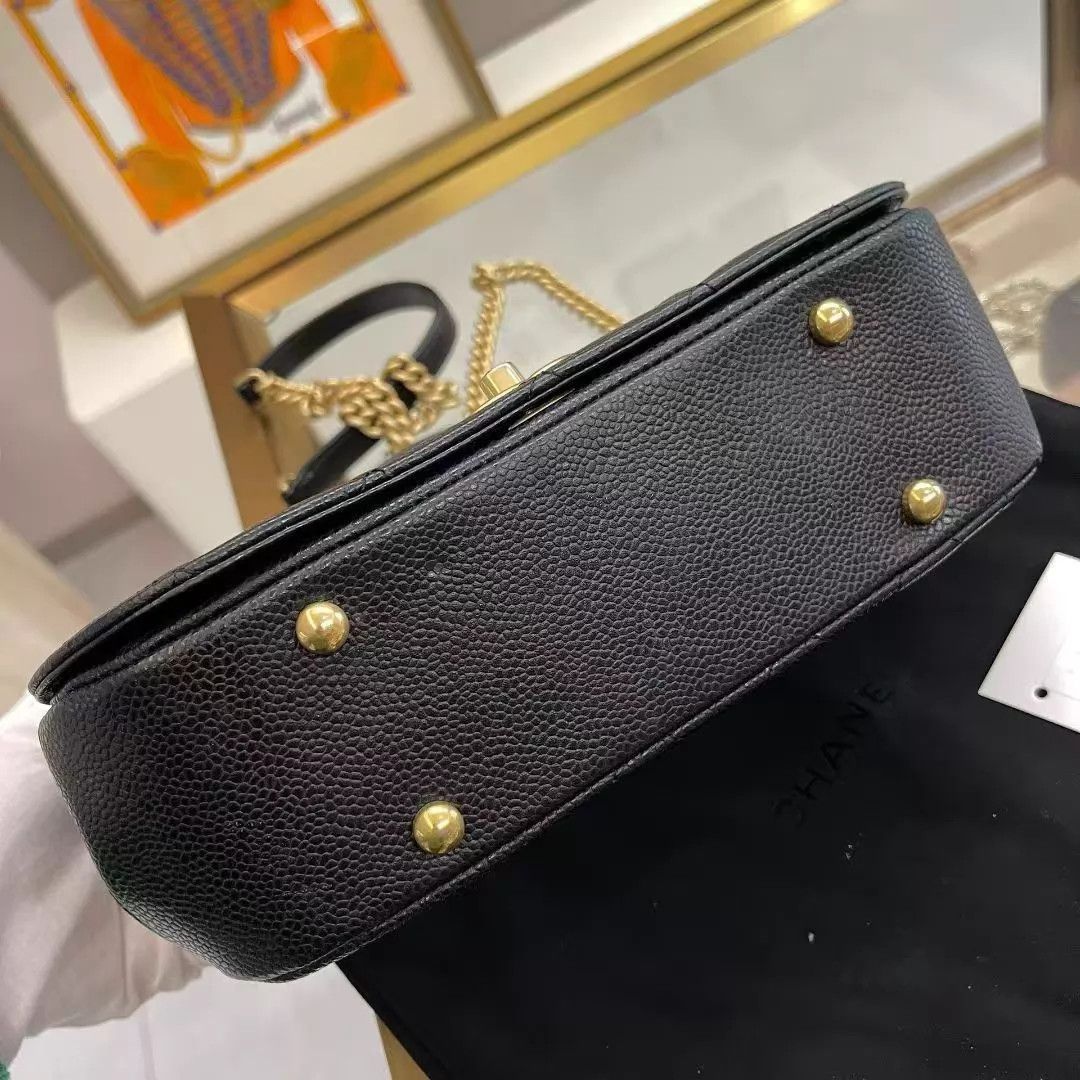 Chanel Chanel Carry Around Black & Gold Litchi 24x14x7 AK876 Size ONE SIZE - 7 Thumbnail