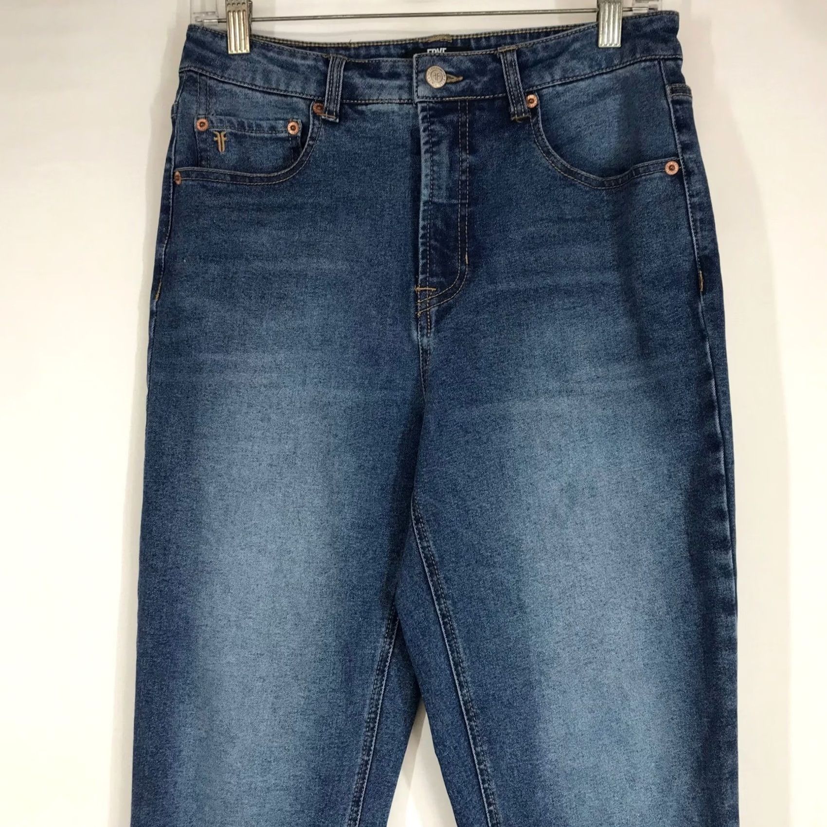 Frye Frye Womens High Rise Straight Leg Jeans Medium Wash Blue Stretch Denim RN114186 Size 27" / US 4 / IT 40 - 2 Thumbnail