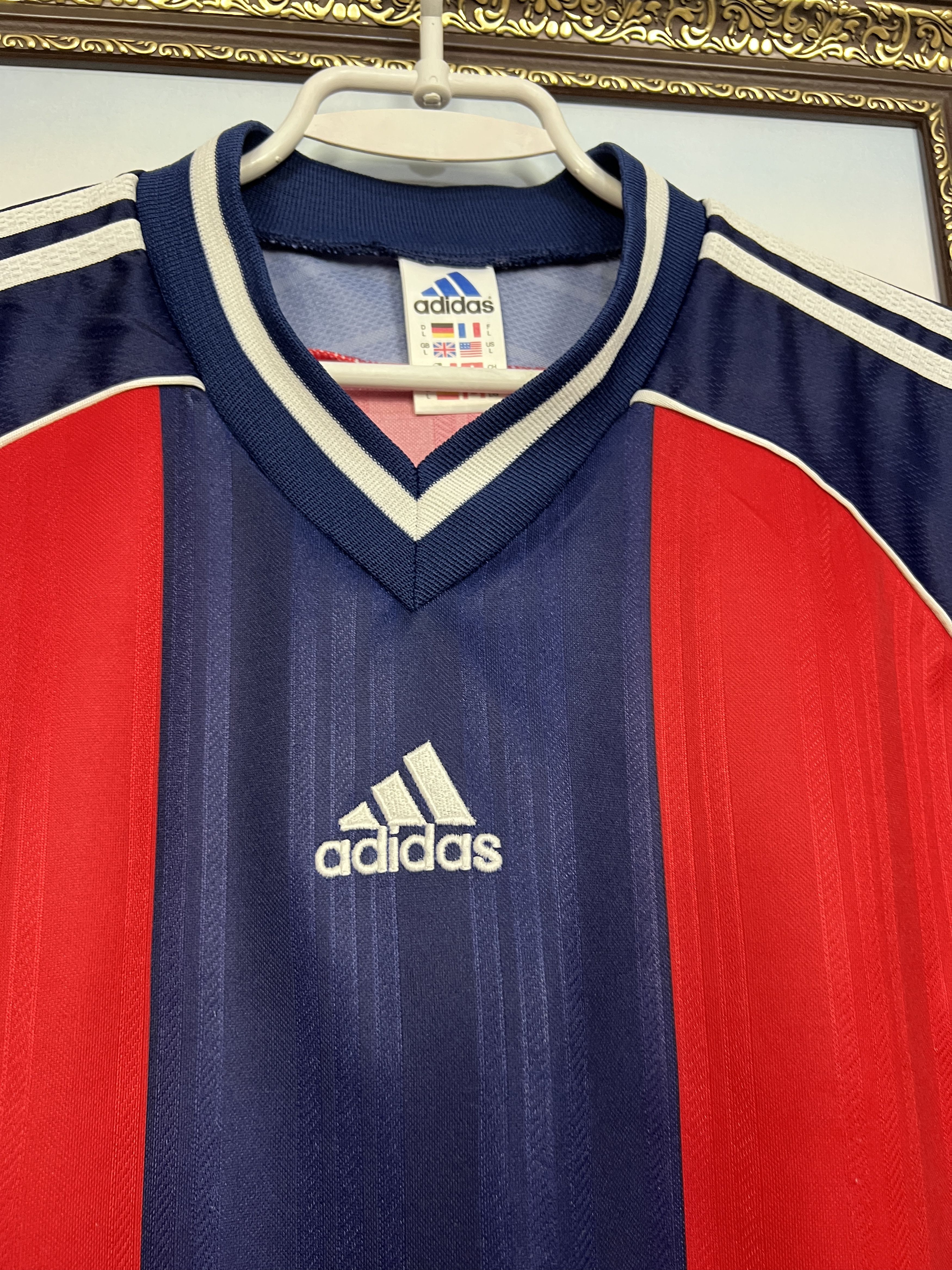 Adidas Vintage 90's Football Template Shirt Soccer Jersey Trikot Size US L / EU 52-54 / 3 - 4 Thumbnail