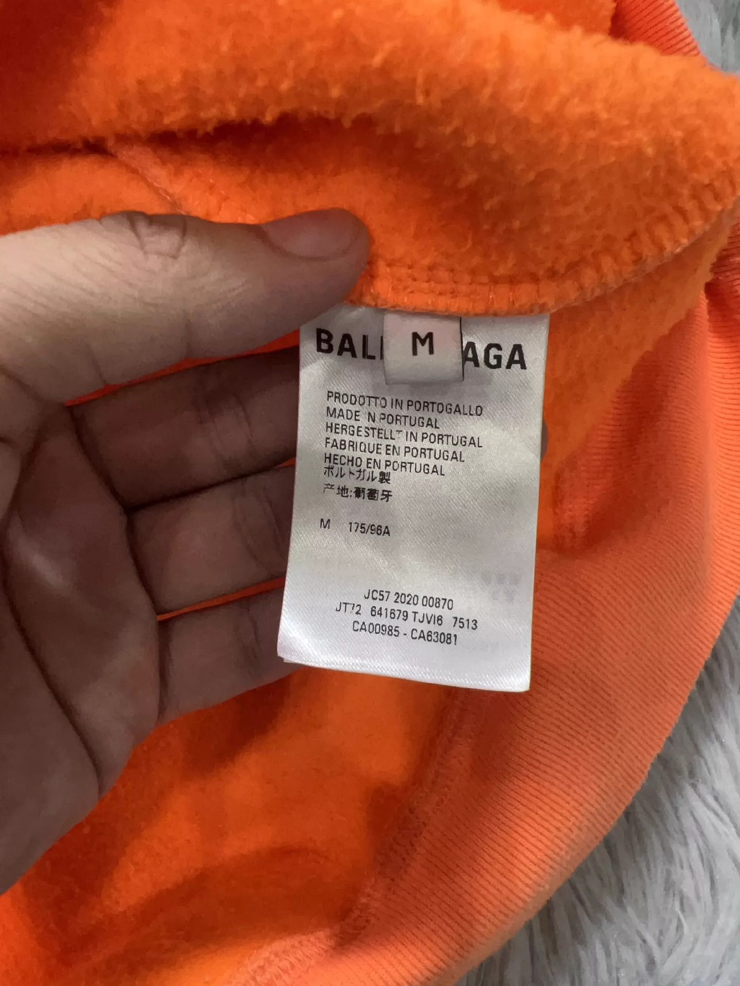 Balenciaga Balenciaga Family Hoodie Size US M / EU 48-50 / 2 - 6 Thumbnail