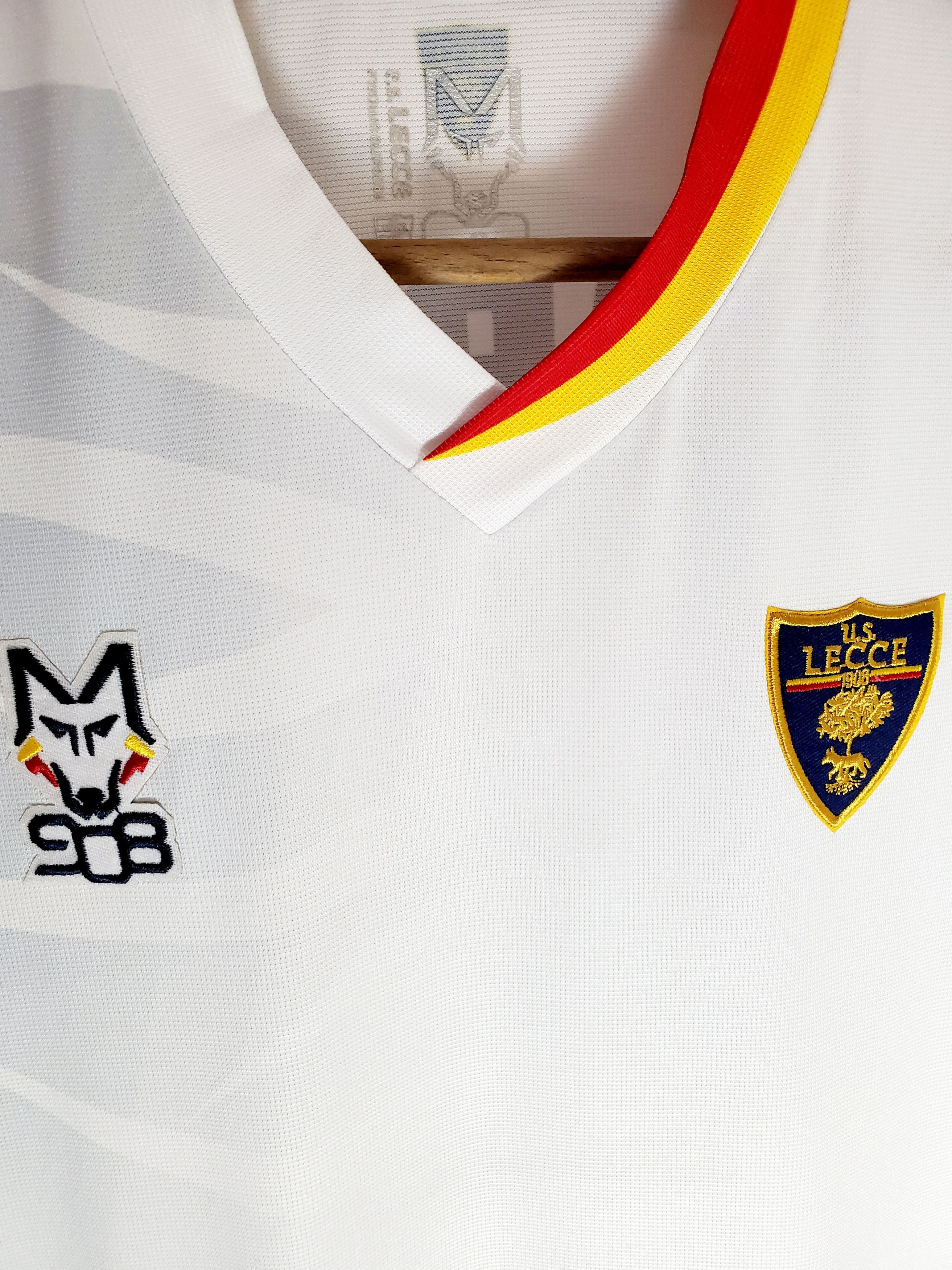 Other 2019 - 2020 Lecce away soccer jersey #5 SARAH Perfect condit Size US S / EU 44-46 / 1 - 3 Thumbnail