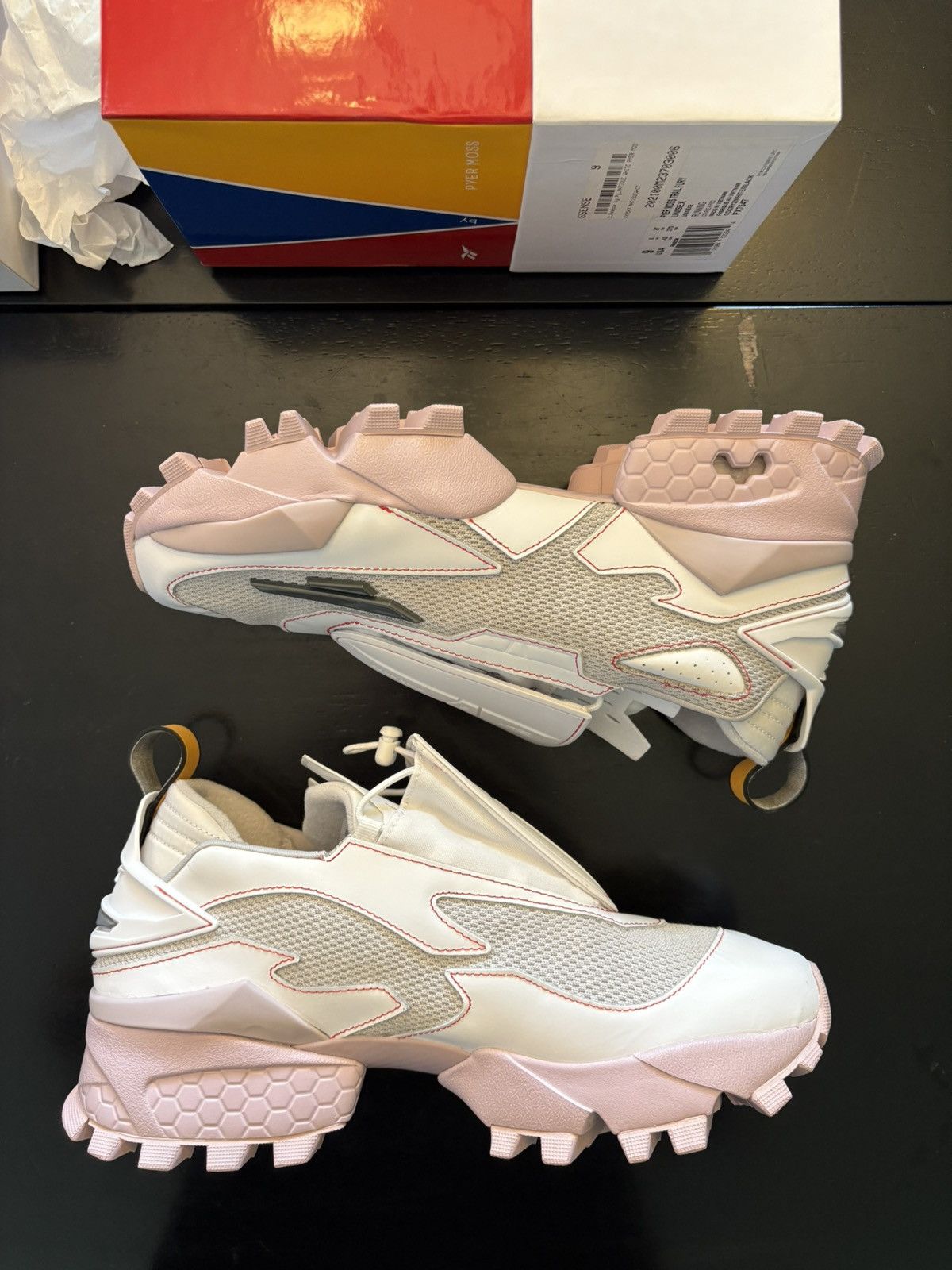 Pyer Moss × Reebok Pyer Moss x Reebok Experiment 4 Trail Fury Ash Lily Size US 9 / EU 42 - 2 Thumbnail