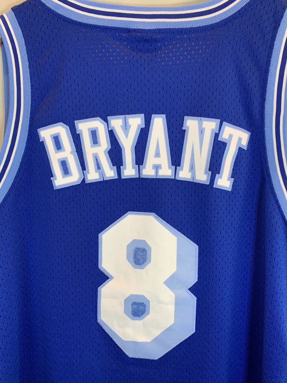 NBA × Nike *RARE* Vintage Kobe Bryant Nike Los Angeles Lakers Jersey #8 Size US XL / EU 56 / 4 - 4 Thumbnail