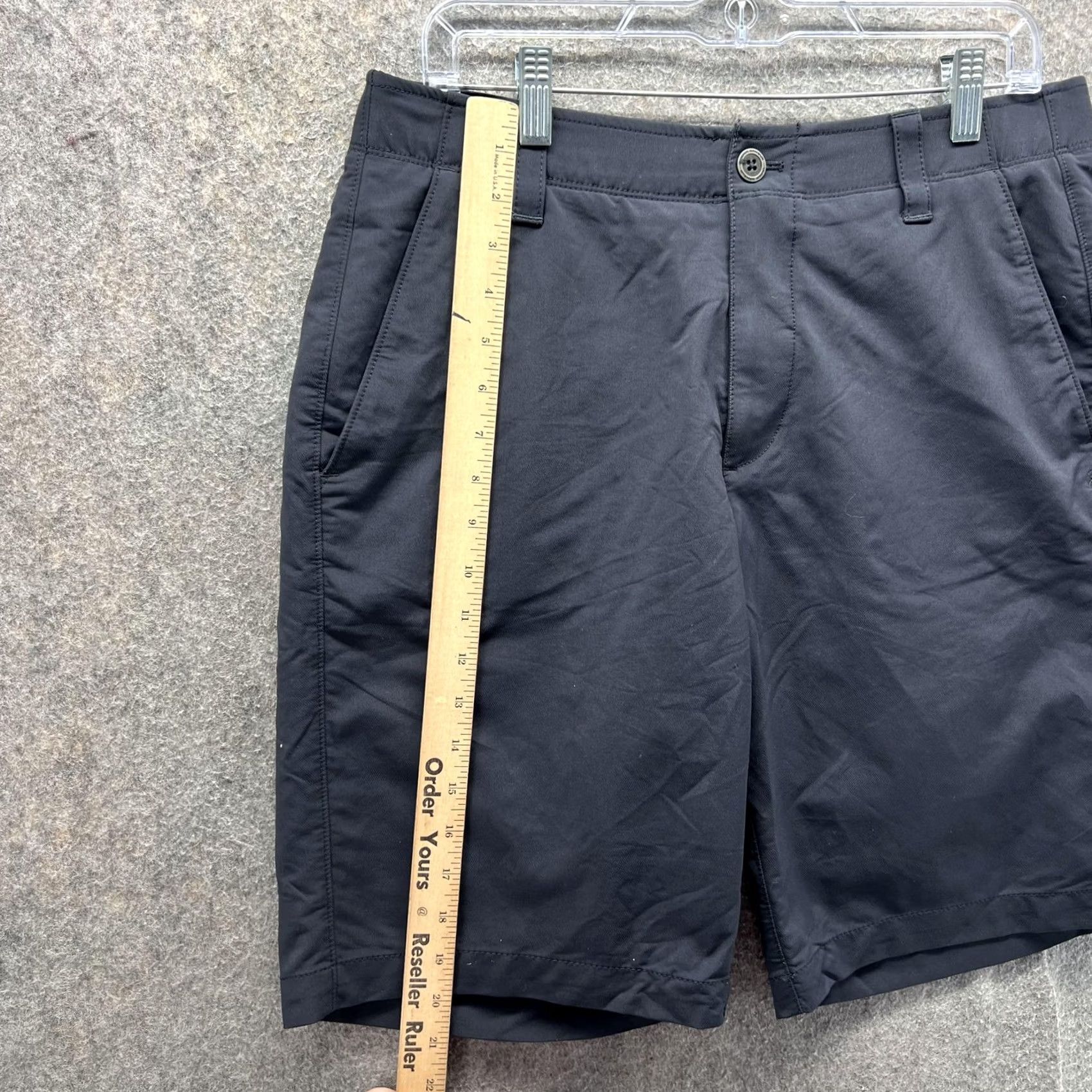 Under Armour Under Armour Shorts Mens 34 Black HeatGear Golf Chino Performance 10 Inseam Size US 34 / EU 50 - 7 Thumbnail