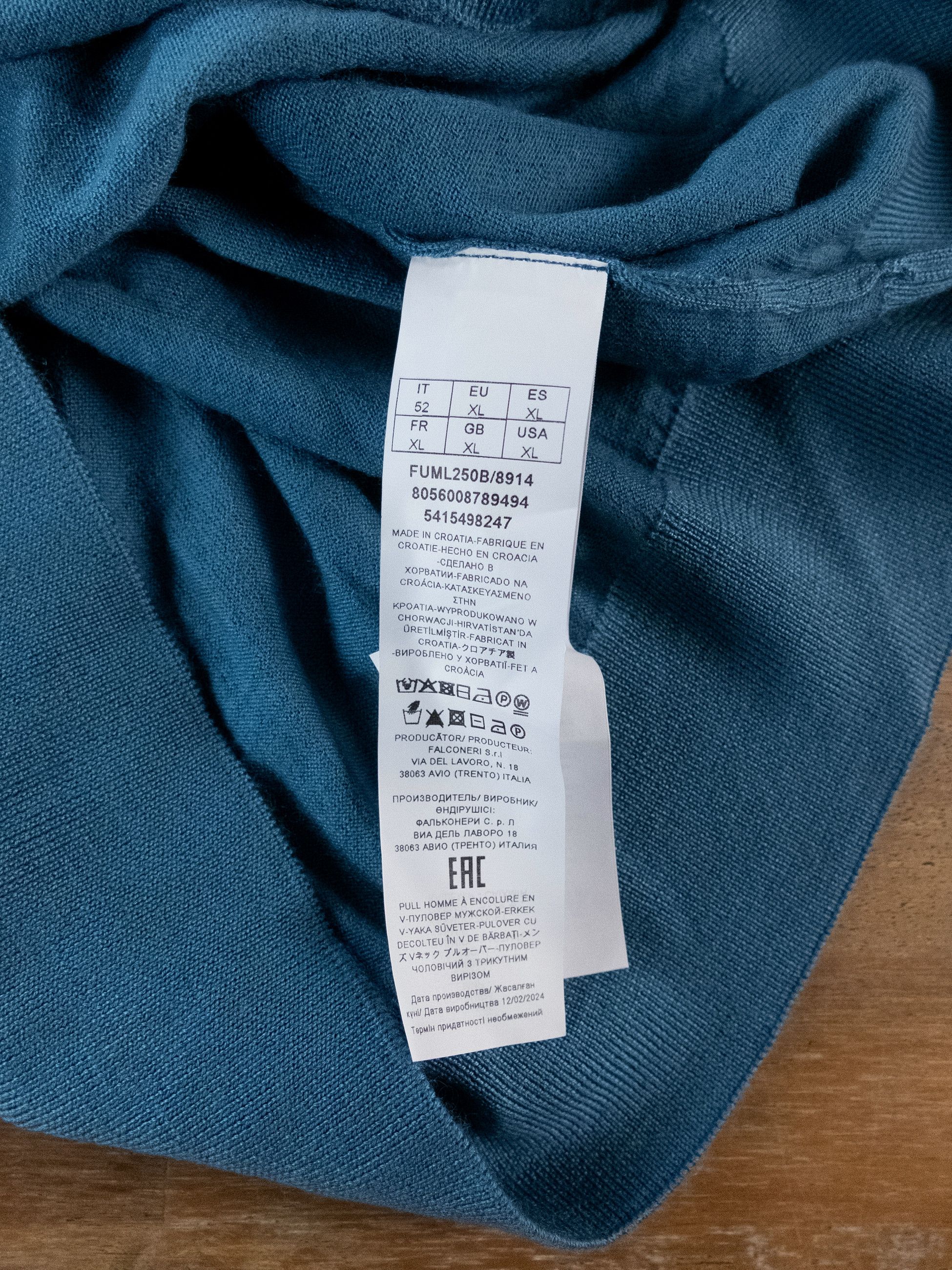 Other FALCONERI blue cashmere v-neck sweater XL Size US XL / EU 56 / 4 - 5 Thumbnail