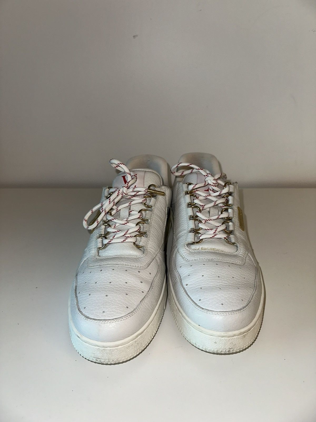 Louis Vuitton Louis Vuitton White Calfskin Leather Sneaker Size US 9 / EU 42 - 3 Thumbnail