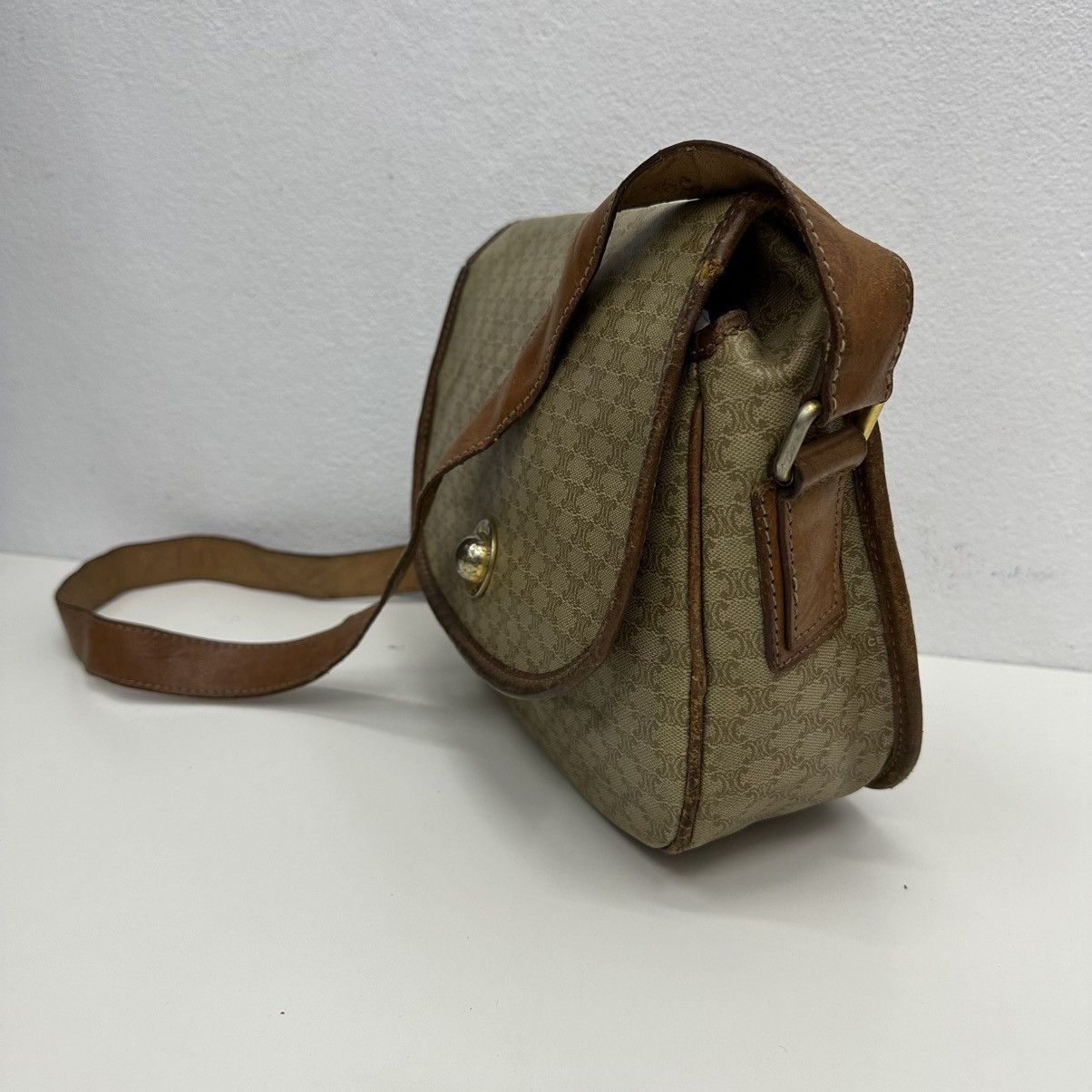 Celine ‼️YES‼️ AUTHENTIC CELINE MACADAM SHOULDER SHOULDER BAG Size ONE SIZE - 4 Thumbnail