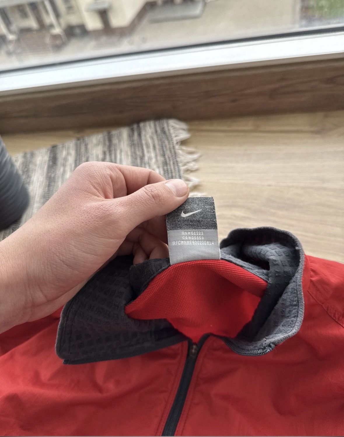 Nike ACG × Vintage Vintage Nike ACG 90 light nylon red jacket Size US M / EU 48-50 / 2 - 10 Thumbnail