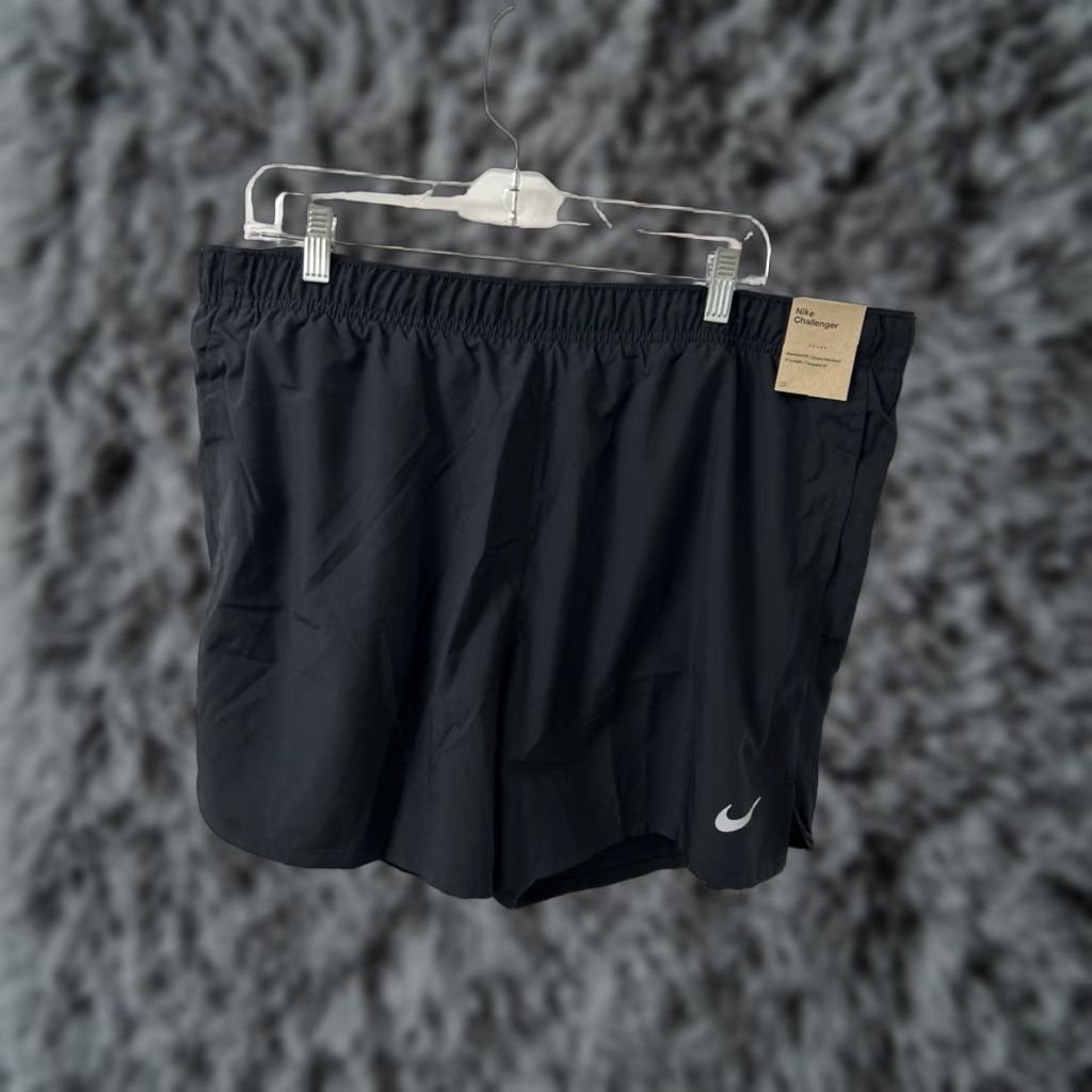 Nike Nike Challenger Dri-FIT Running Shorts Mens 2XL Black 5" DV9363-010 NWT Size US 39 - 1 Thumbnail