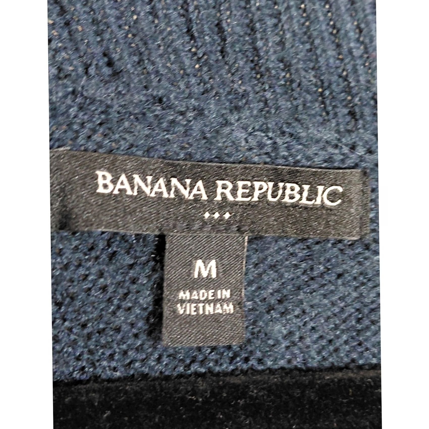 Banana Republic BANANA REPUBLIC Knit Wool Sweater Size M Blue Solid Long Sleeve Size M / US 6-8 / IT 42-44 - 4 Thumbnail