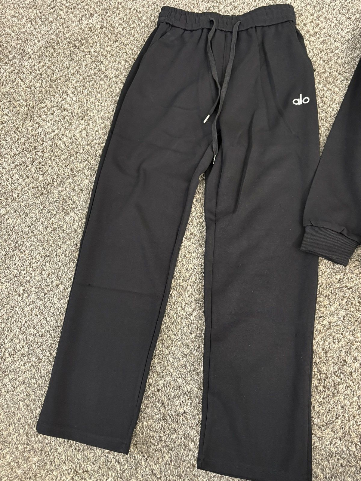Alo sweatsuit