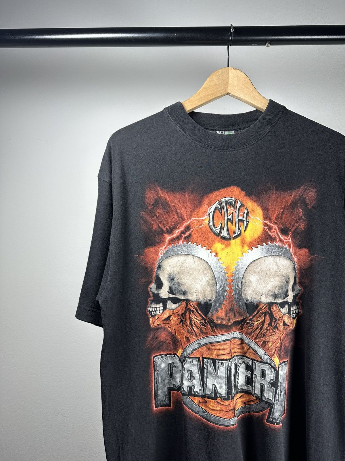 Band Tees Vintage PANTERA 2000 CFH tour tee shirt Size US XL / EU 56 / 4 - 8 Thumbnail
