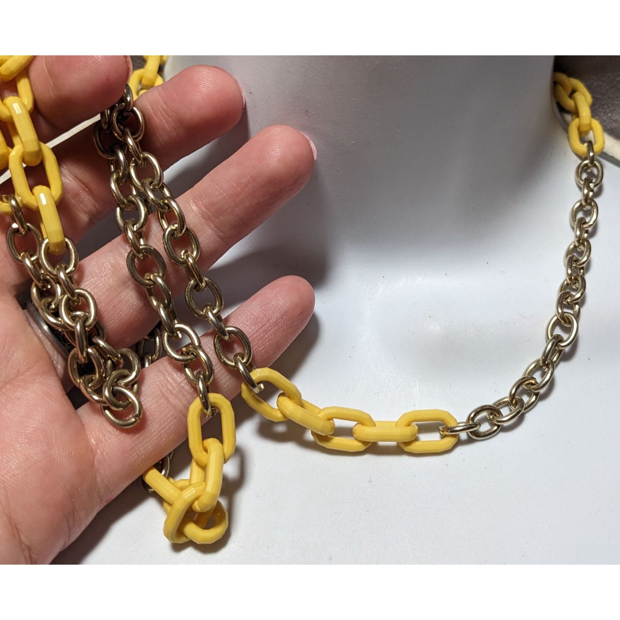 Other Vintage DEB Signed Yellow And Silver Link Necklace Size ONE SIZE - 8 Thumbnail