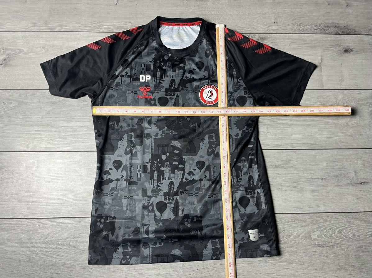 Hummel BRISTOL CITY 2020/2021 TRAINING FOOTBALL SHIRT JERSEY HUMMEL Size US L / EU 52-54 / 3 - 6 Thumbnail