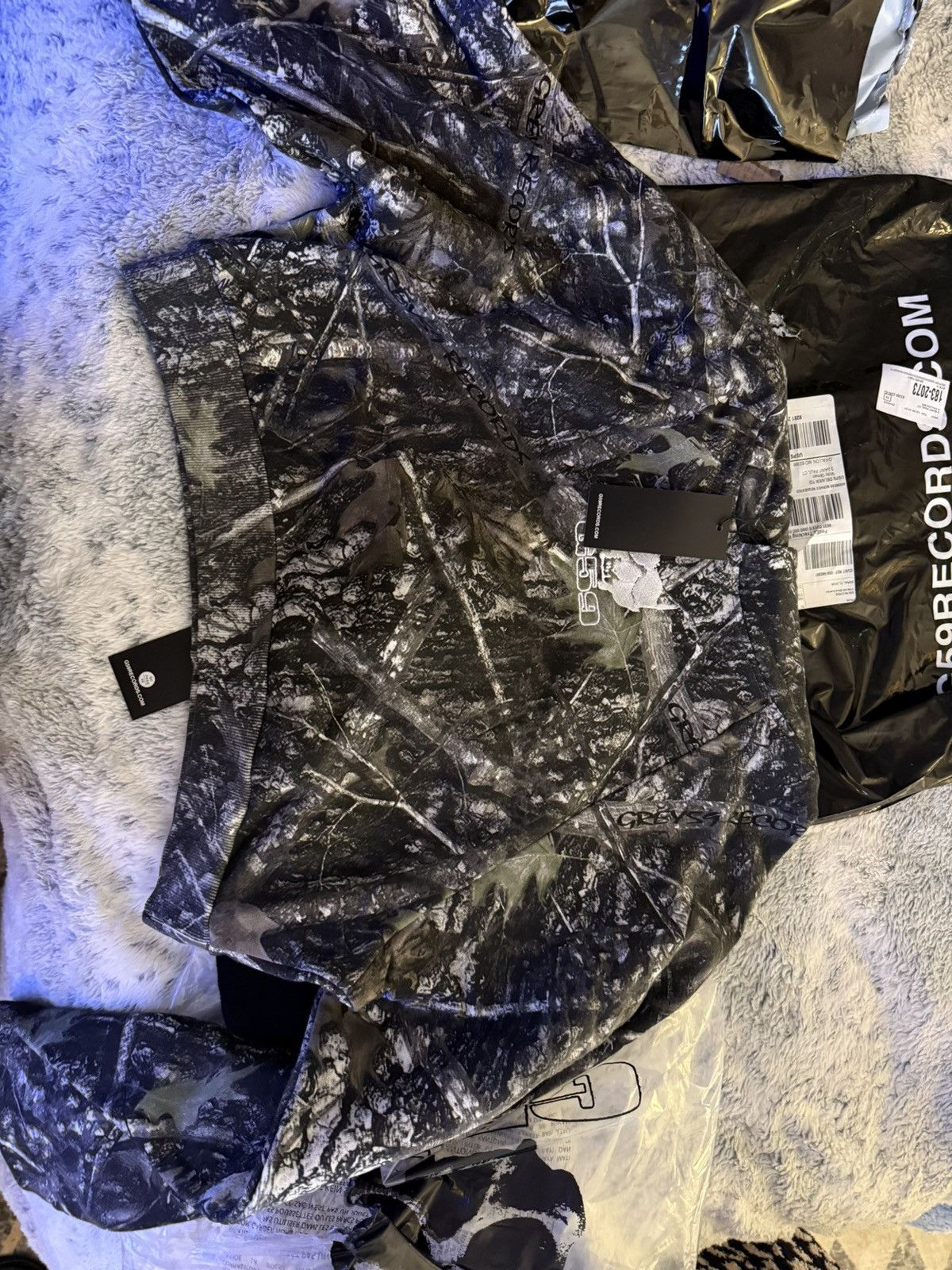G59 Records G59 $uicideBoy$ Women’s Camo Cropped Hoodie – Fall 2024 Size US M / EU 48-50 / 2 - 1 Thumbnail
