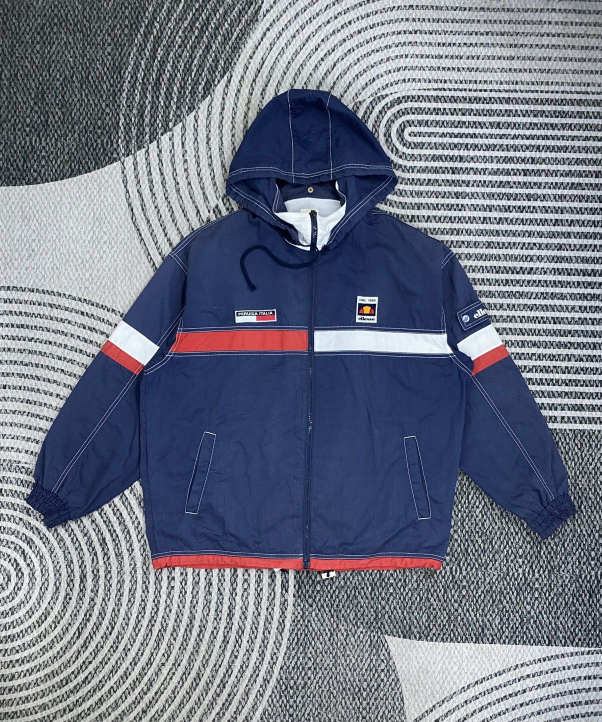 Ellesse Vtg 90s Ellesse Perugia Italia Patches Color Block Jacket Size US L / EU 52-54 / 3 - 2 Thumbnail