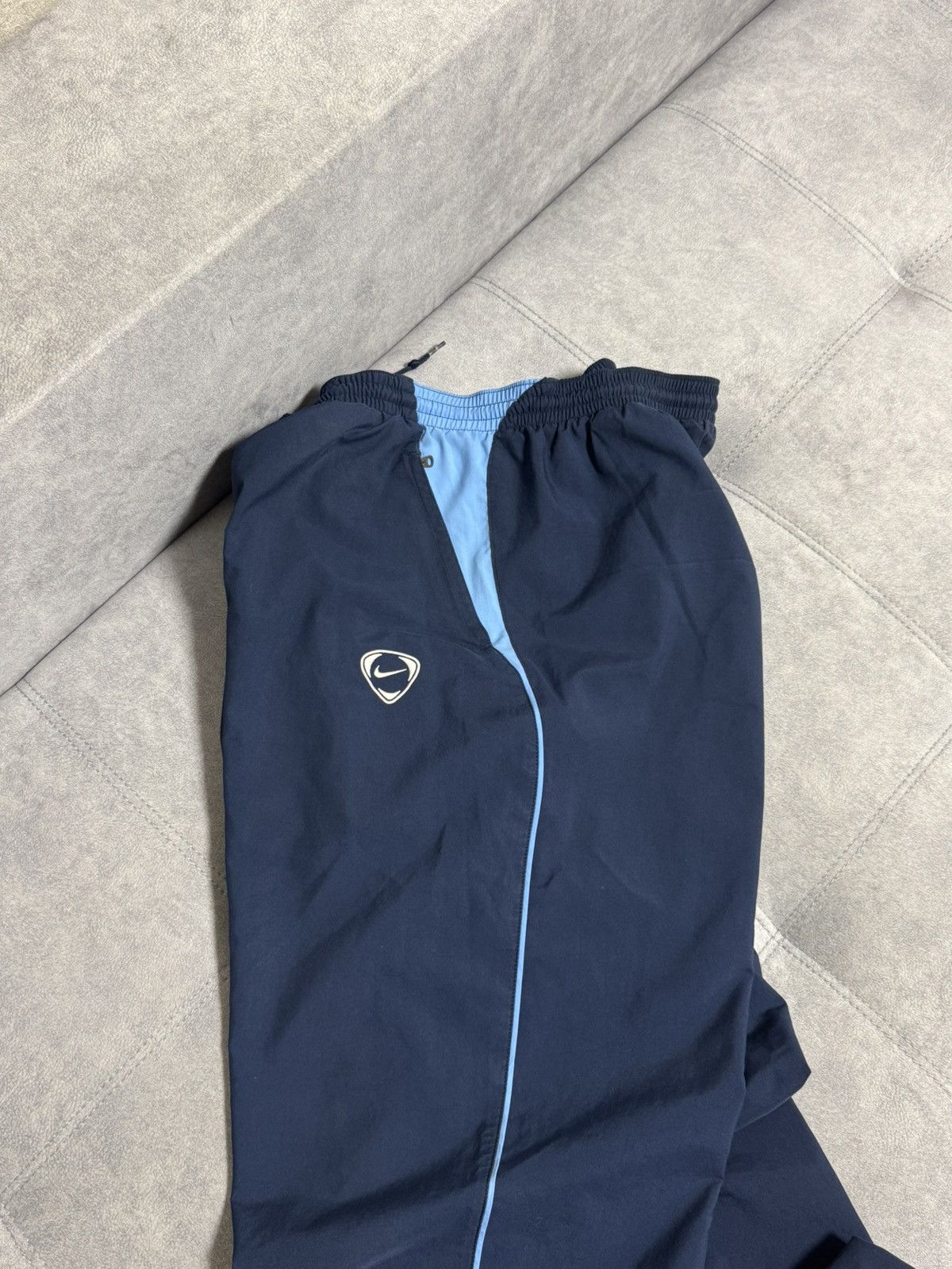 Nike × Vintage Vintage Nike Y2K nylon baggy pants blue navy size XL Size US 34 / EU 50 - 4 Thumbnail