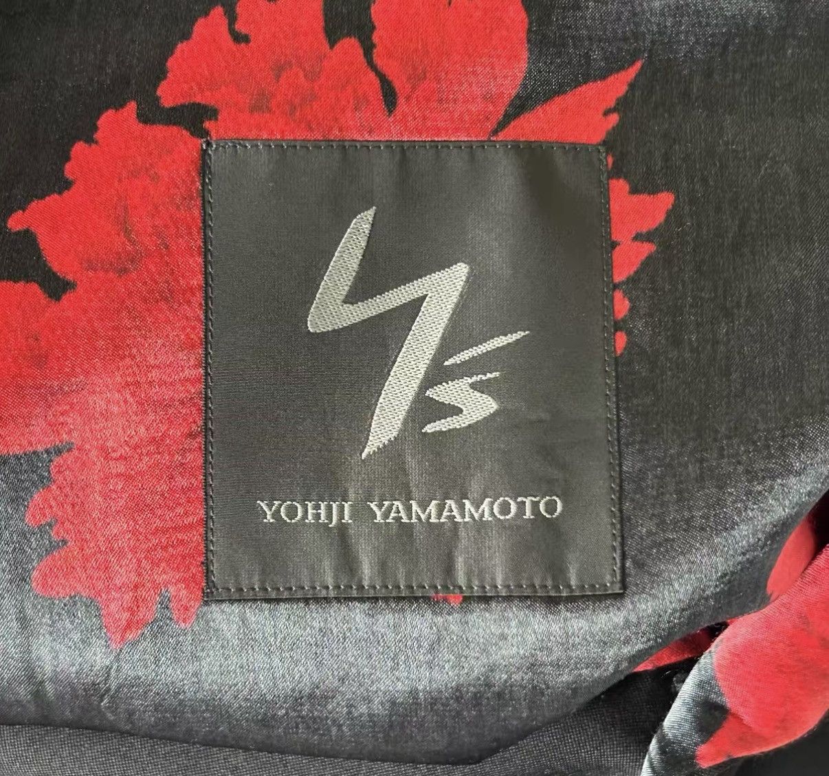 Yohji Yamamoto Yohji Yamamoto 05aw Peony Floral Silk Lapel Blazer K4 Size US L / EU 52-54 / 3 - 7 Thumbnail