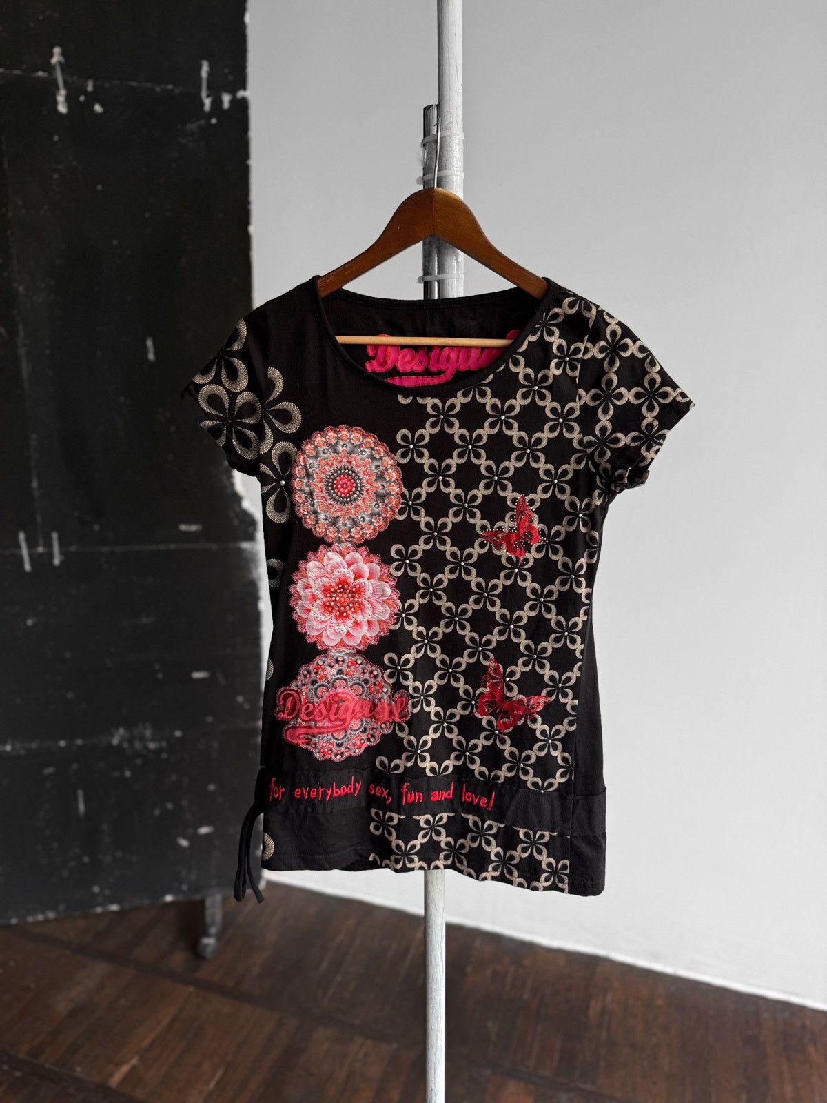 Designer × Desigual × Vintage Desigual Womens Cotton Black Printed Top Shirt Embroidered Size M / US 6-8 / IT 42-44 - 1 Thumbnail