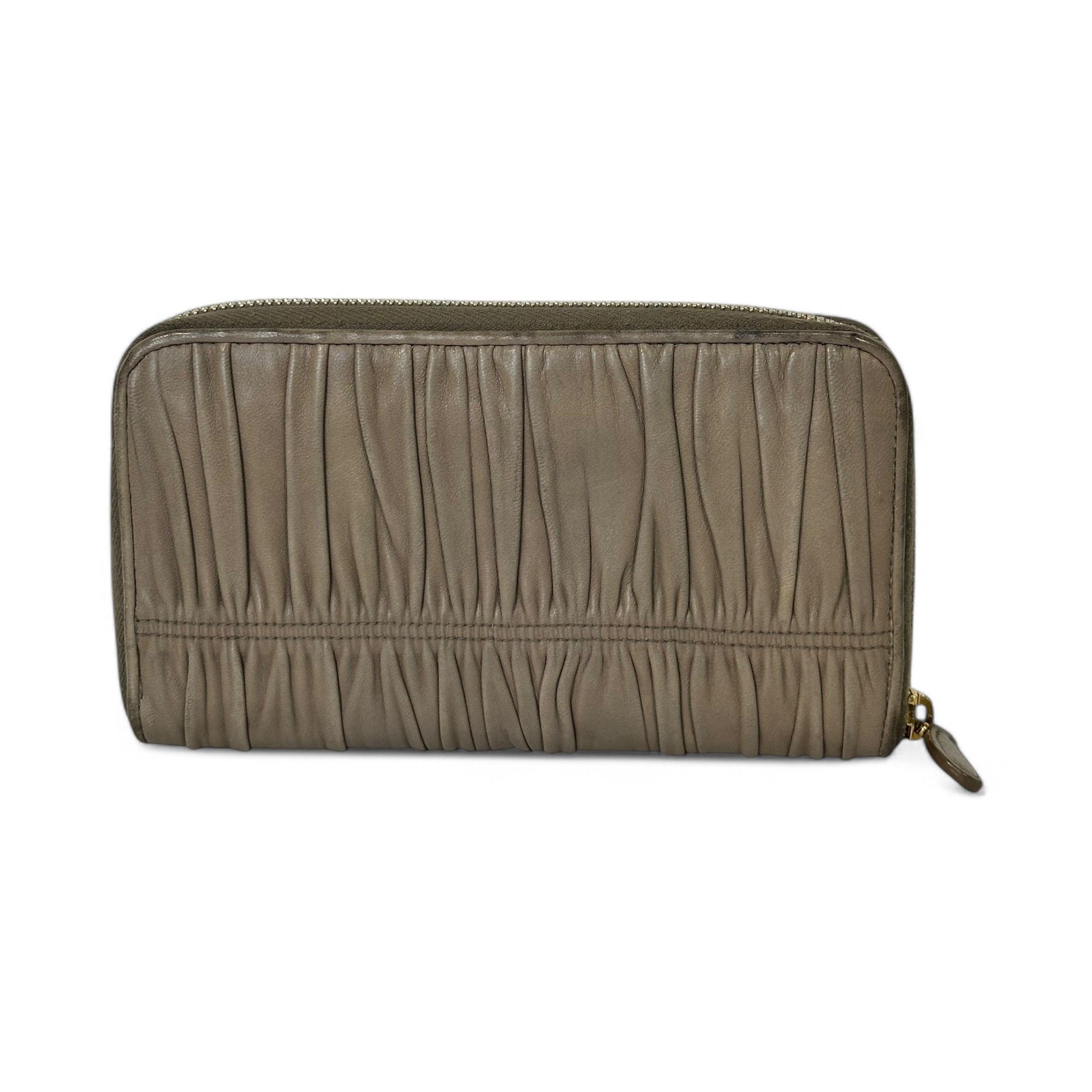 Prada Prada Long Wallet Nappa Gaufre Beige Leather Vintage Size ONE SIZE - 2 Thumbnail