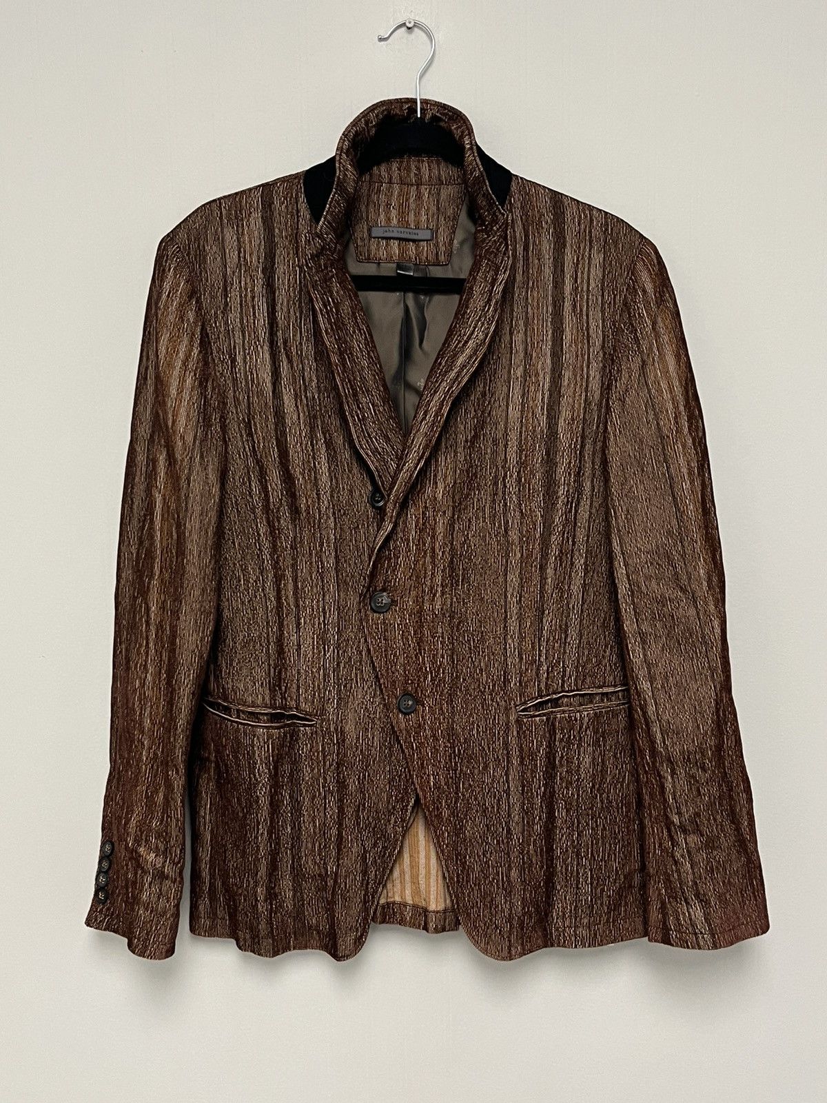 John Varvatos Asymmetrical Closure Velvet Jacket. Size EU 46 USA 36 Size US S / EU 44-46 / 1 - 10 Thumbnail