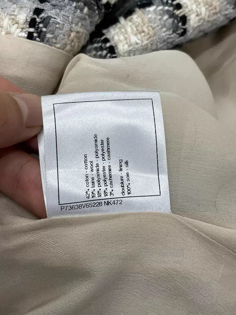 Chanel Chanel 22K flower diamond buckle plaid jacket Size XXS / US 00 / IT 34 - 7 Thumbnail
