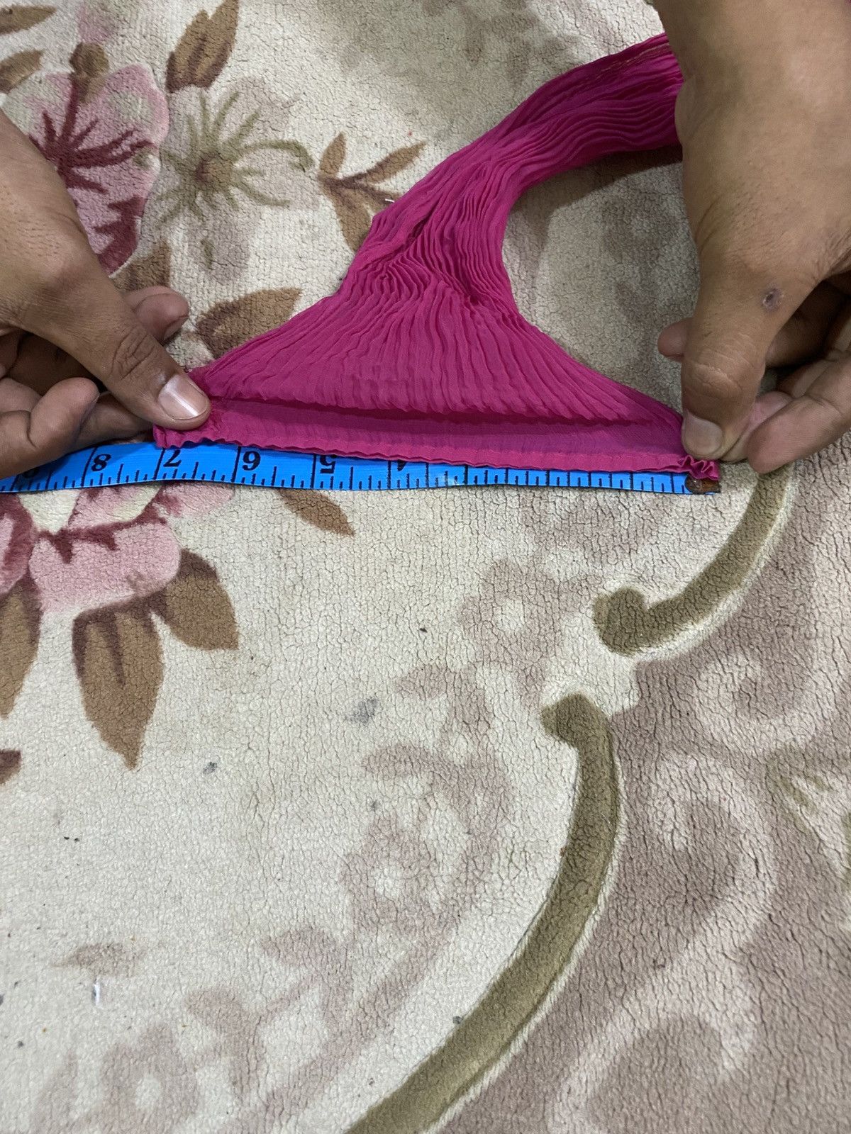 Issey Miyake “Issey Miyake Vintage Pleated Mesh Cardigan – Magenta Size S / US 4 / IT 40 - 11 Thumbnail