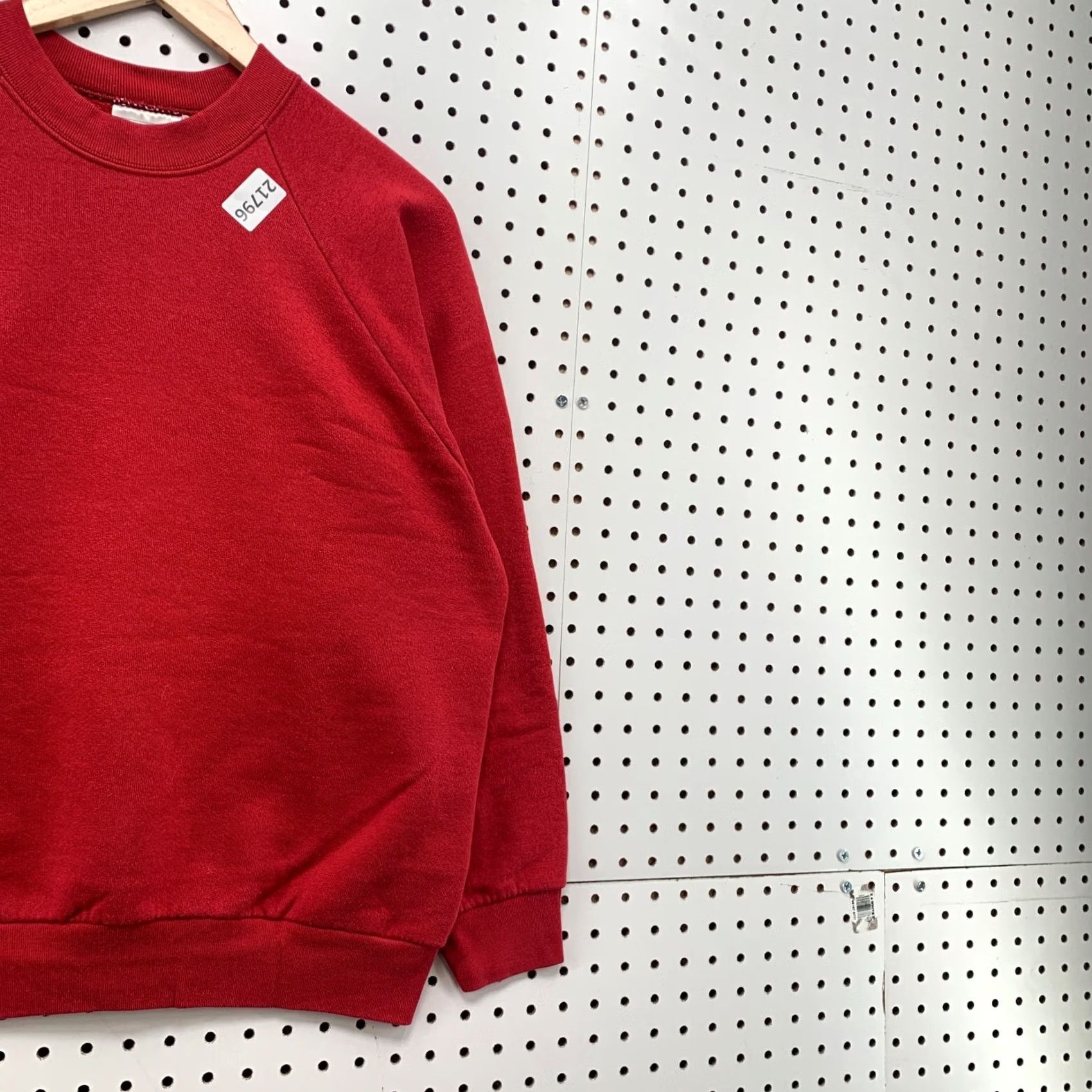 Fruit Of The Loom VINTAGE Fruit of the Loom Sweatshirt Womens Large Red Crewneck 90s Pullover Long Sleeve Size L / US 10 / IT 46 - 4 Thumbnail