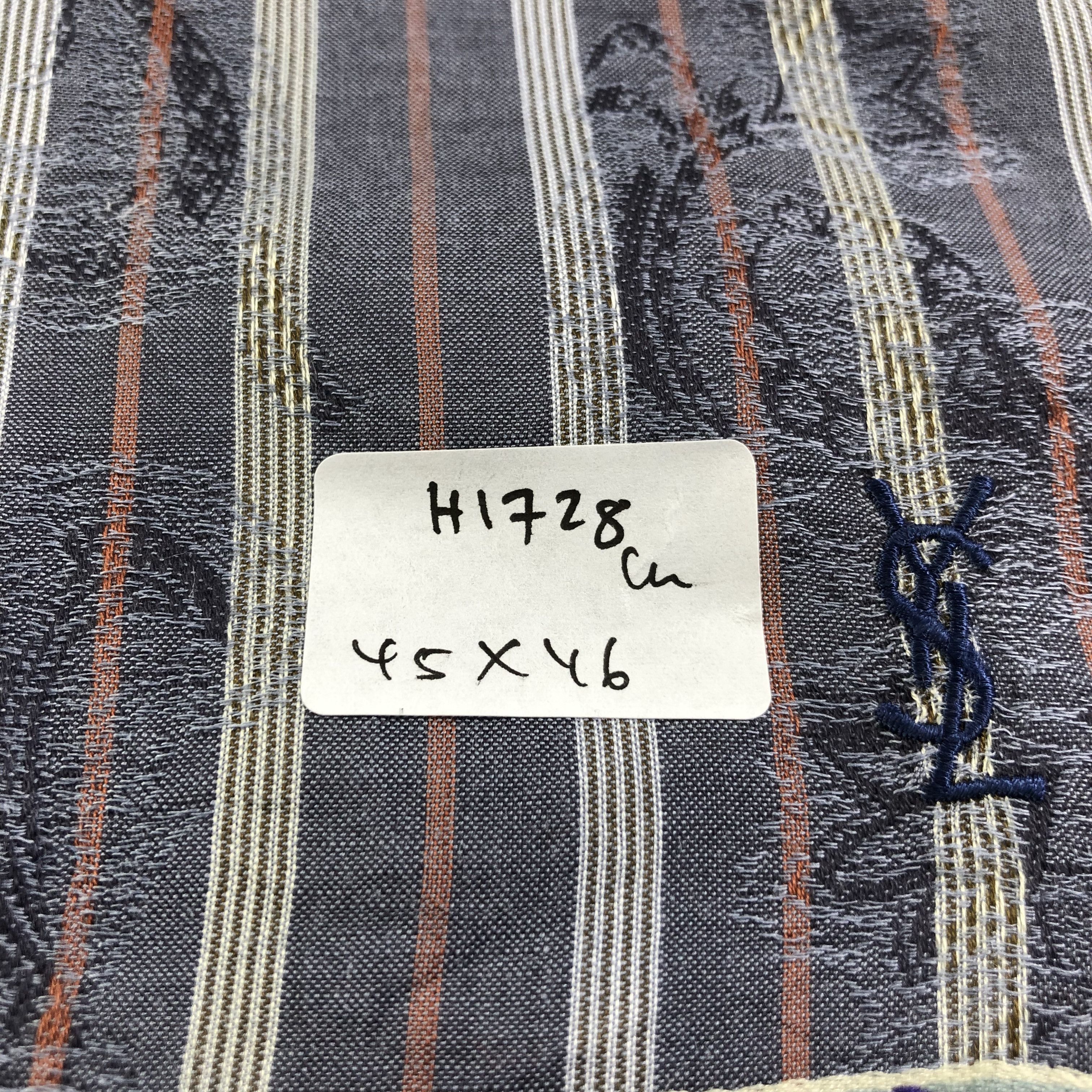Yves Saint Laurent YSL Paisley Handkerchief Neckerchief Bandana H1728 Size ONE SIZE - 5 Thumbnail