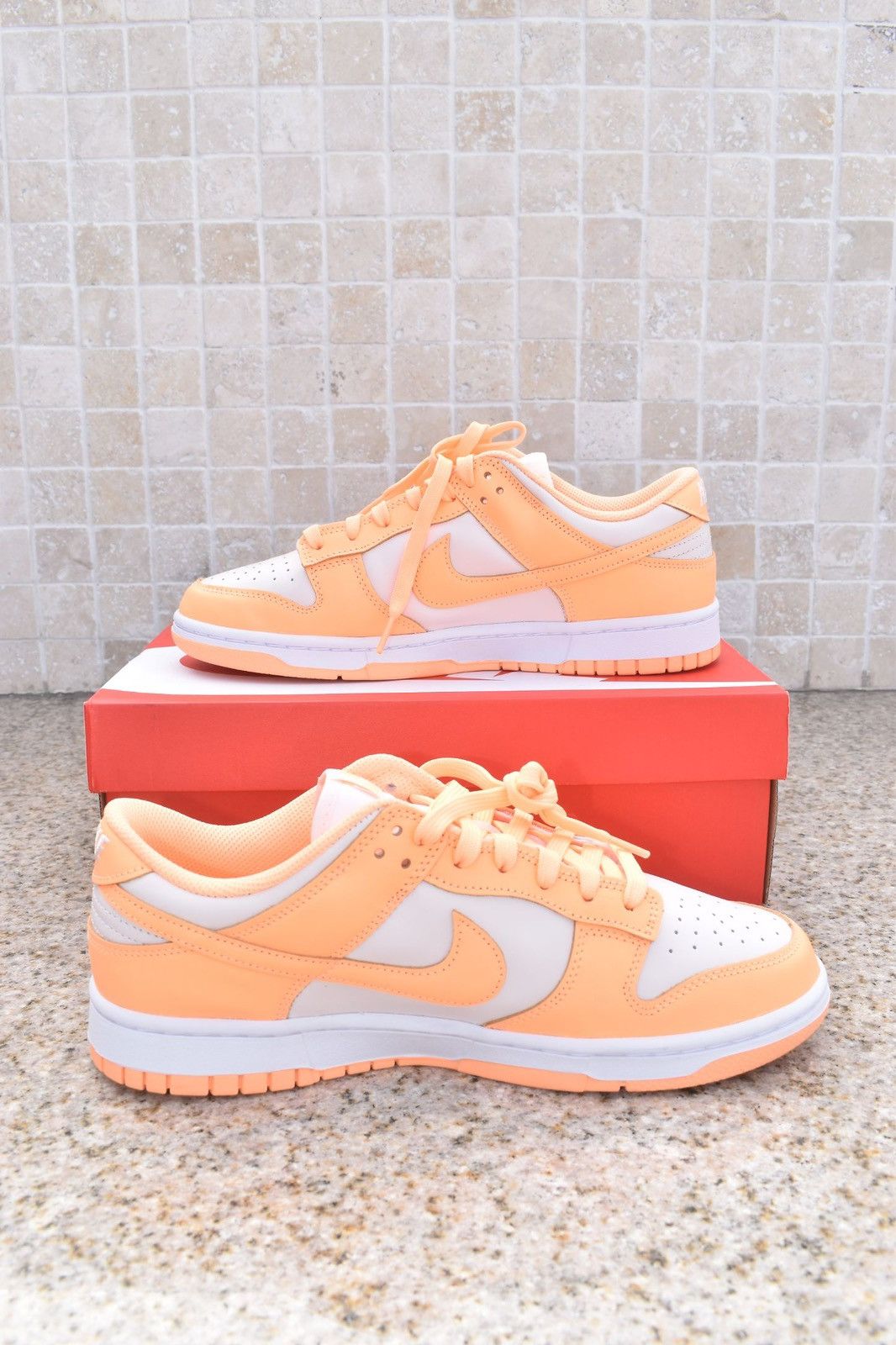 image of Nike Dunk Peach Cream Size 9M Shoes, Men's