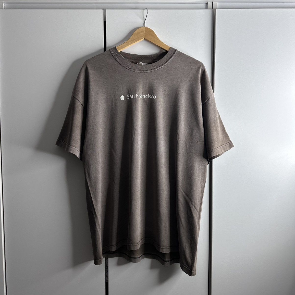 Apple × Travis Scott Vintage apple tee | Grailed