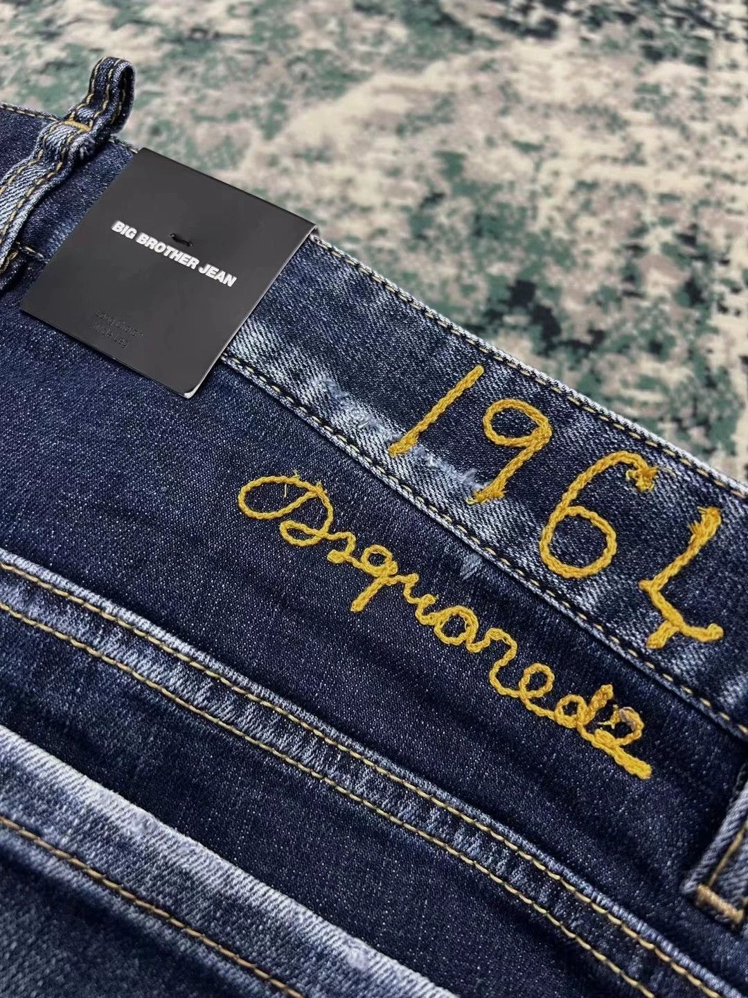 Dsquared2 Dsquared2 22FW BIG BROTHER Relaxed Ripped 90s 44-50 Size US 28 / EU 44 - 7 Thumbnail