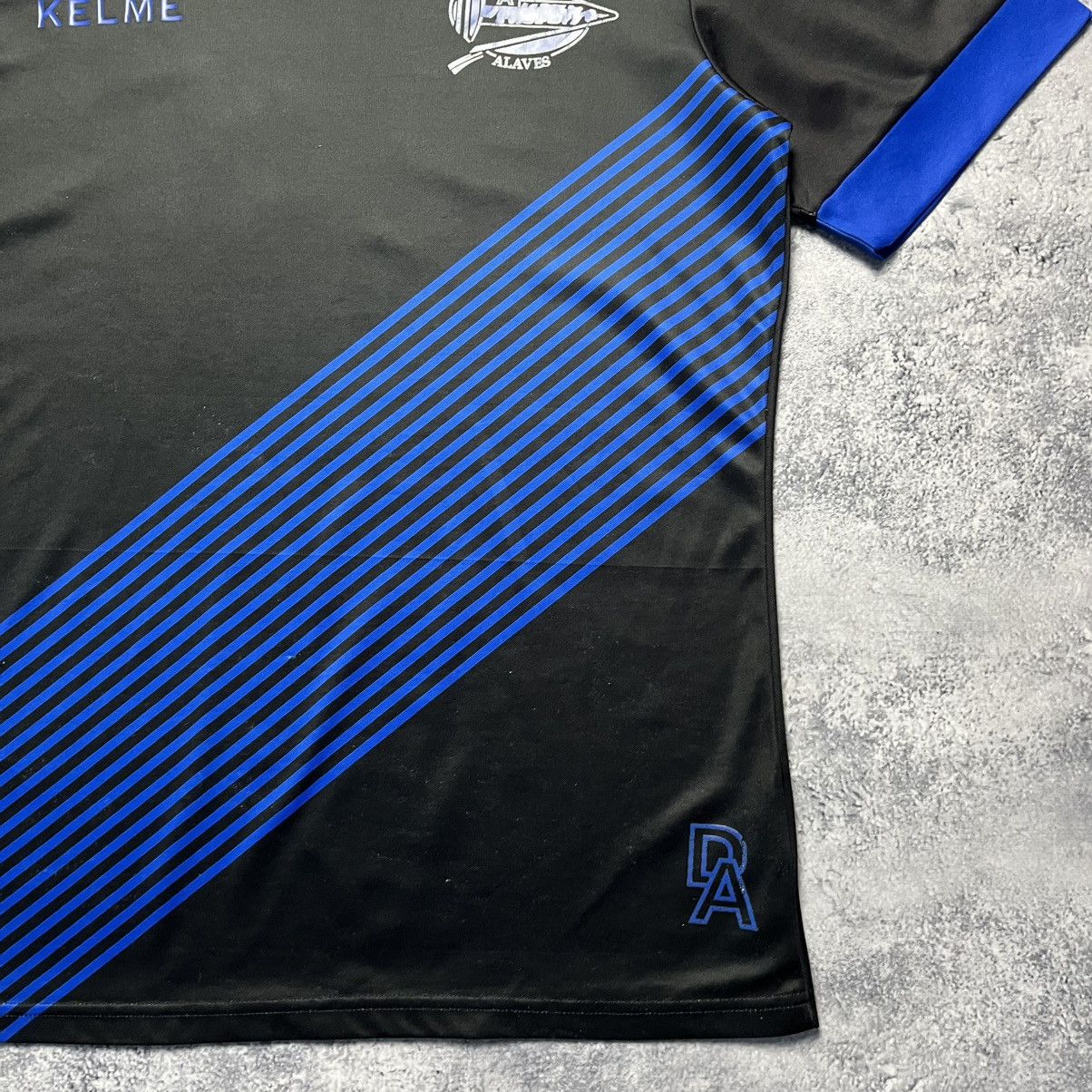Other Vintage Kelme Deportivo Alaves 2017/2018 Away Soccer Jersey Size US L / EU 52-54 / 3 - 10 Thumbnail