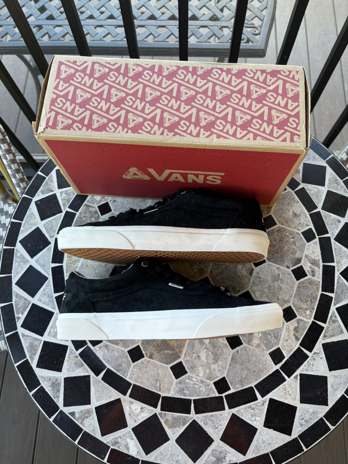Palace Vans Palace low top sneaker collab Size US 12 / EU 45 - 8 Thumbnail
